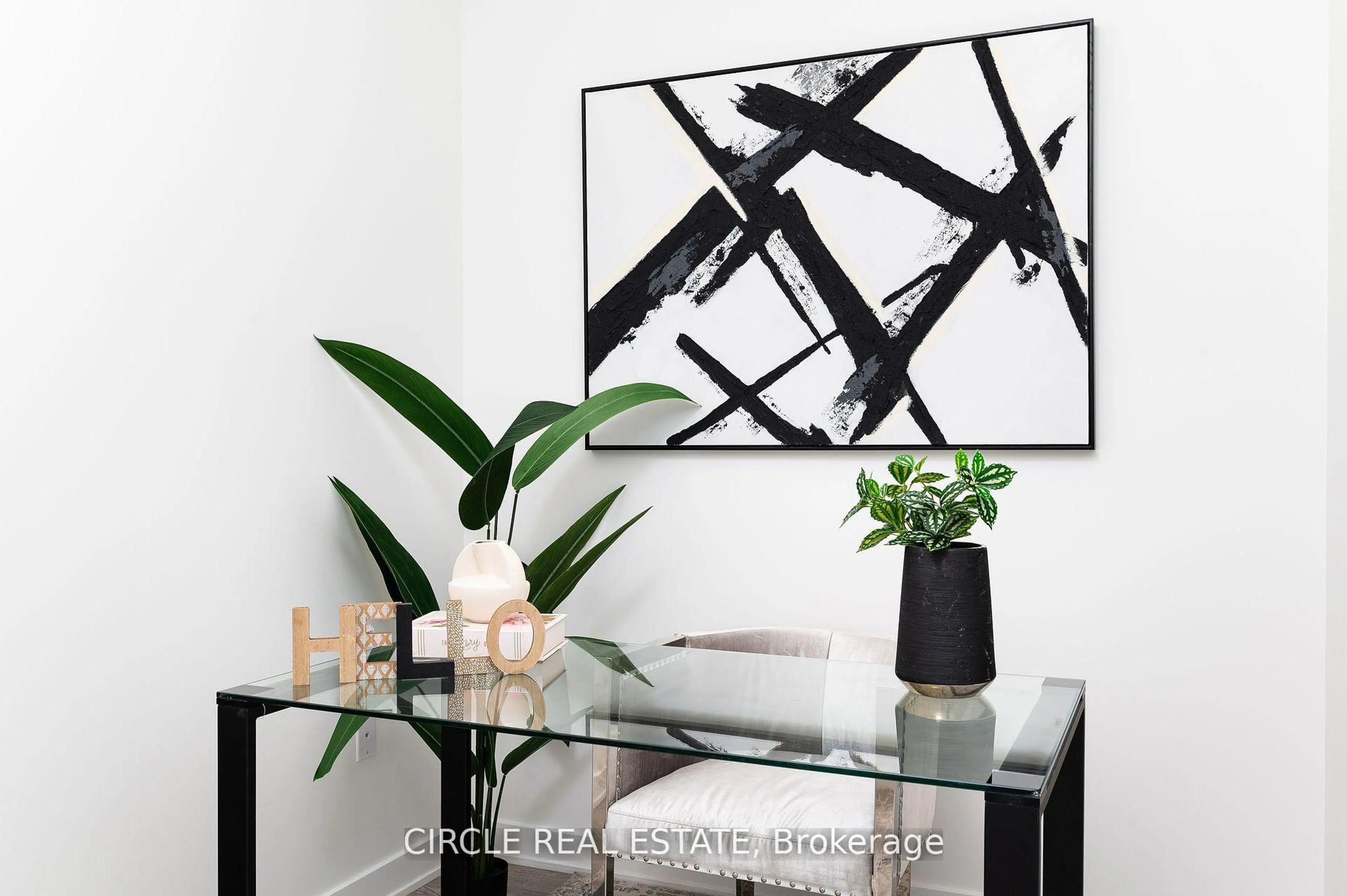 Indoor entryway for 120 Eagle Rock Way #1503, Vaughan Ontario L6A 5C2