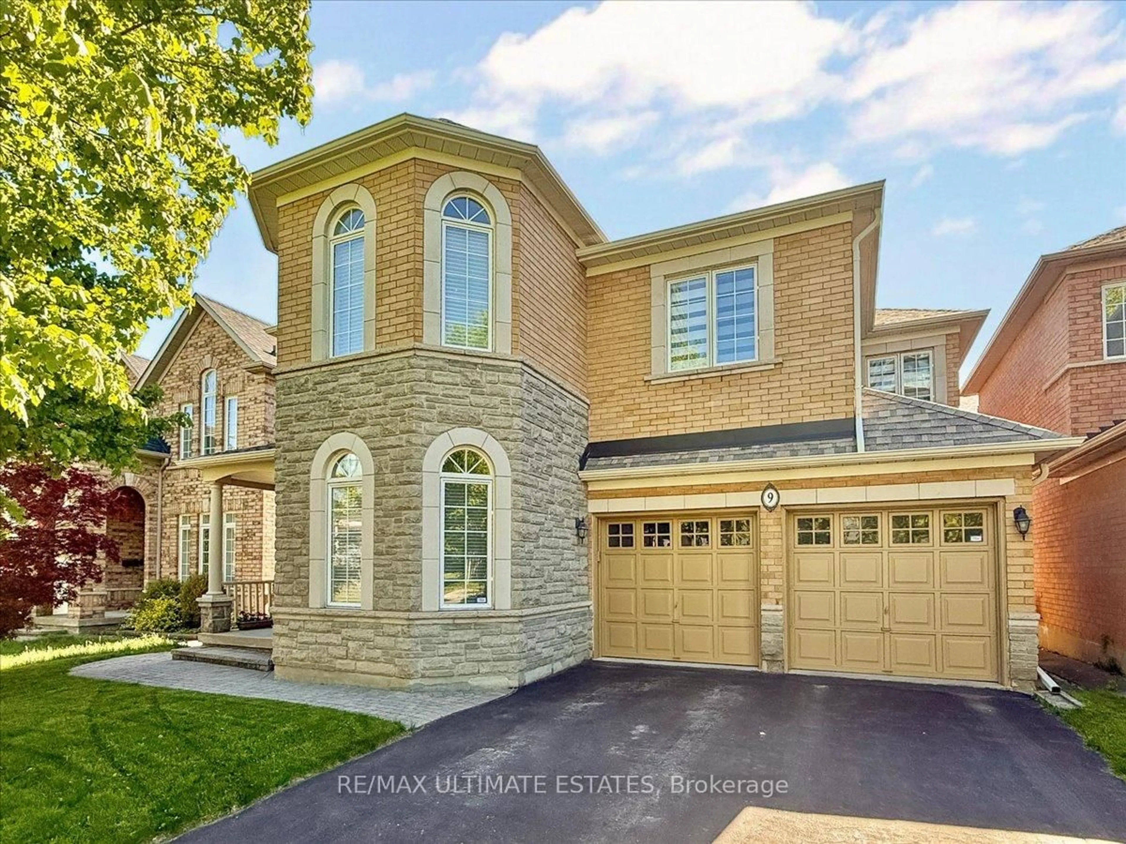 Home with brick exterior material, street for 9 Frontier Dr, Richmond Hill Ontario L4C 0M2