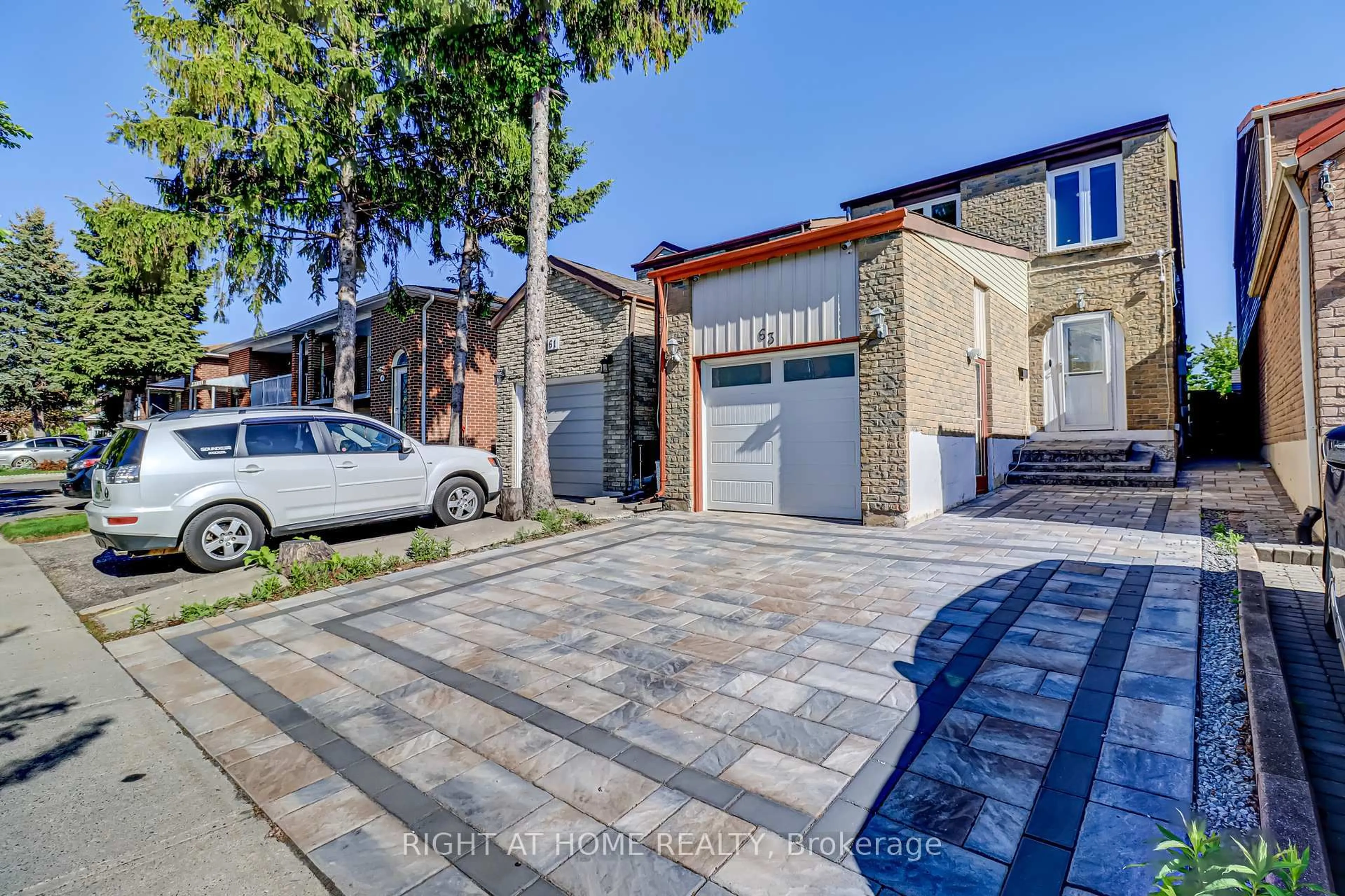 Home with brick exterior material, street for 63 Cog Hill Dr, Vaughan Ontario L4K 1M6