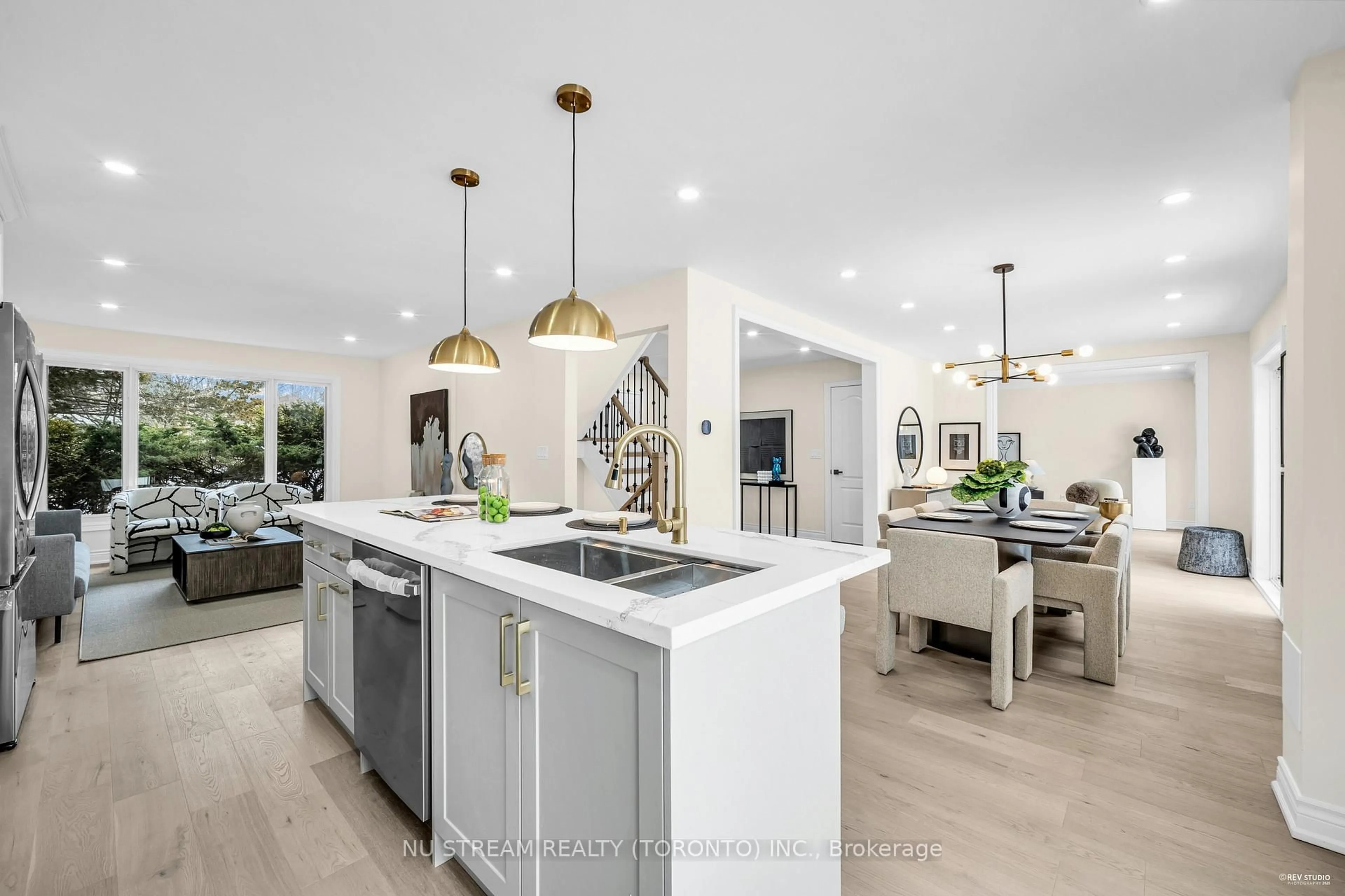 Open concept kitchen, unknown for 9 Liebeck Cres, Markham Ontario L3R 1Y4