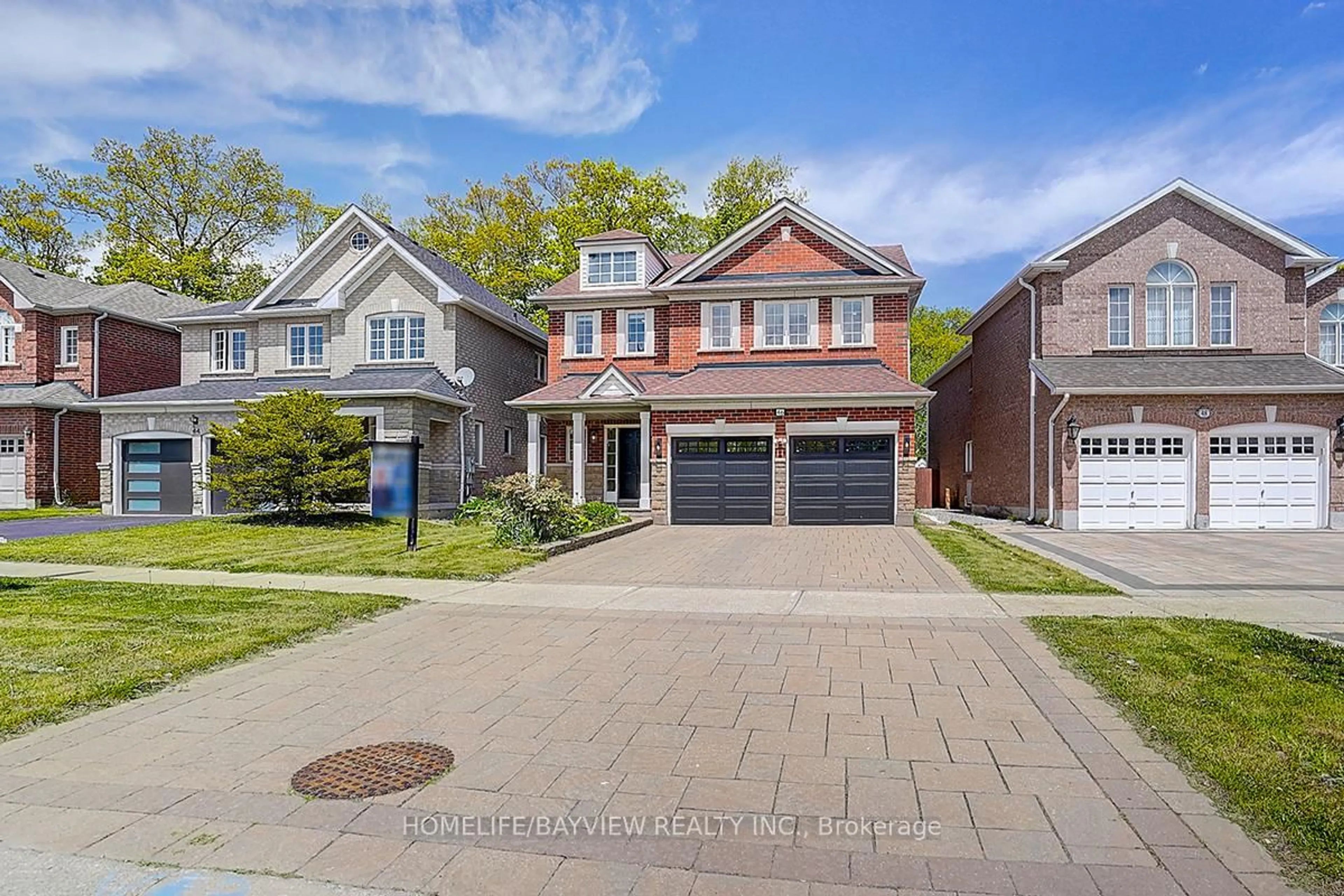 Home with brick exterior material, street for 46 Canyon Hill Ave, Richmond Hill Ontario L4C 9T5