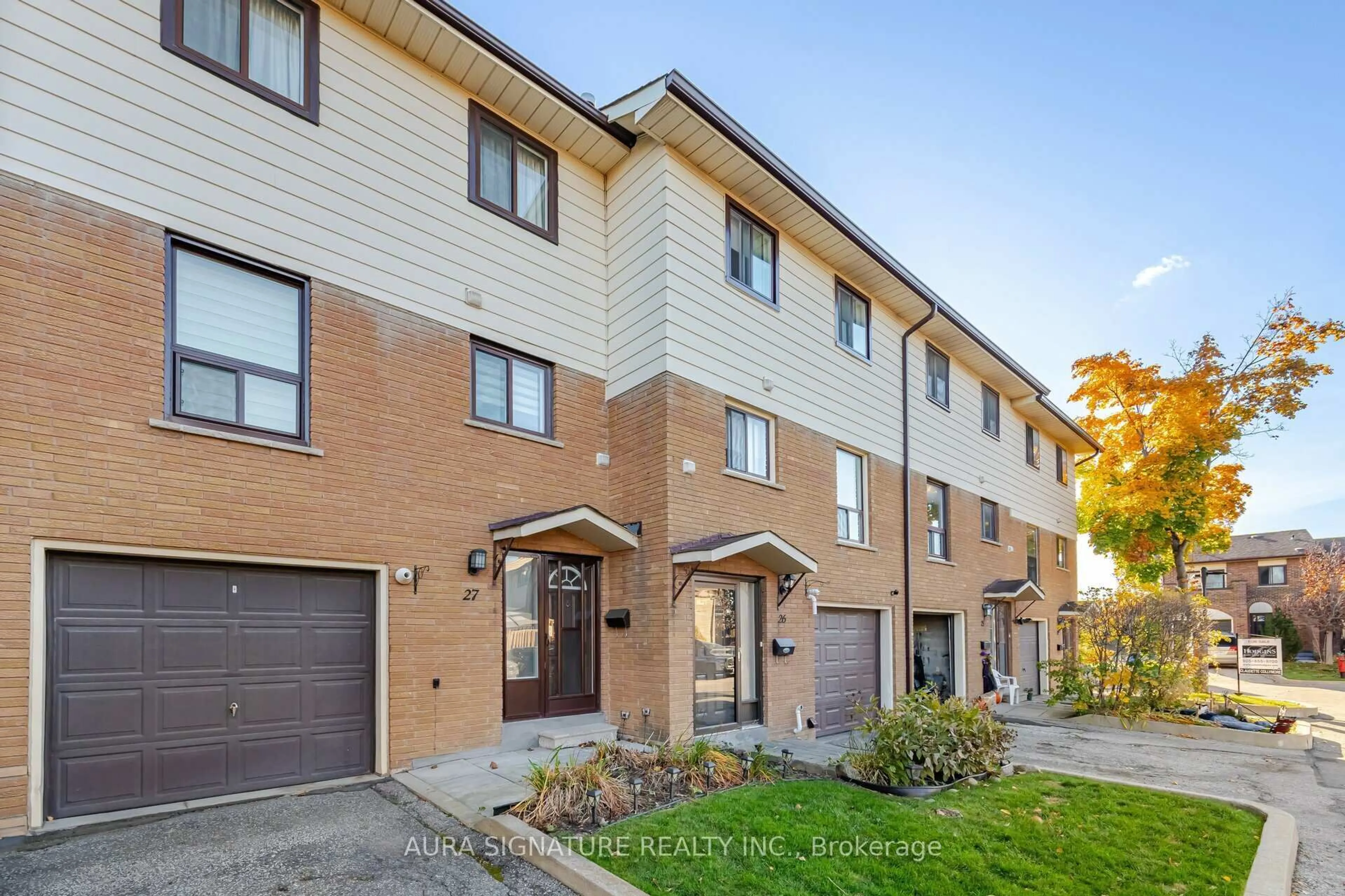 Home with brick exterior material, street for 88 Rainbow Dr #26, Vaughan Ontario L4L 2K5