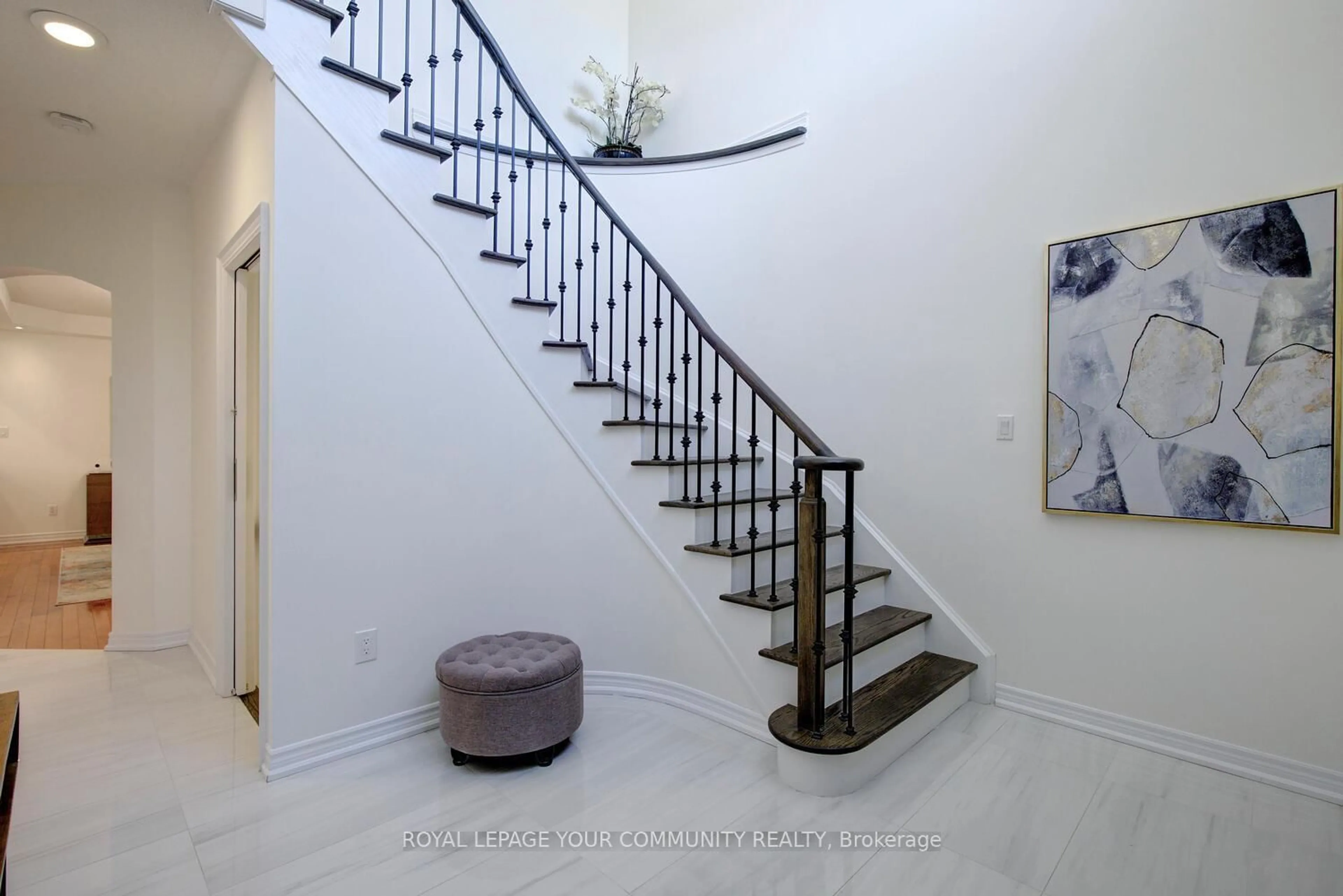 Stairs for 127 Golden Forest Rd, Vaughan Ontario L6A 0S6