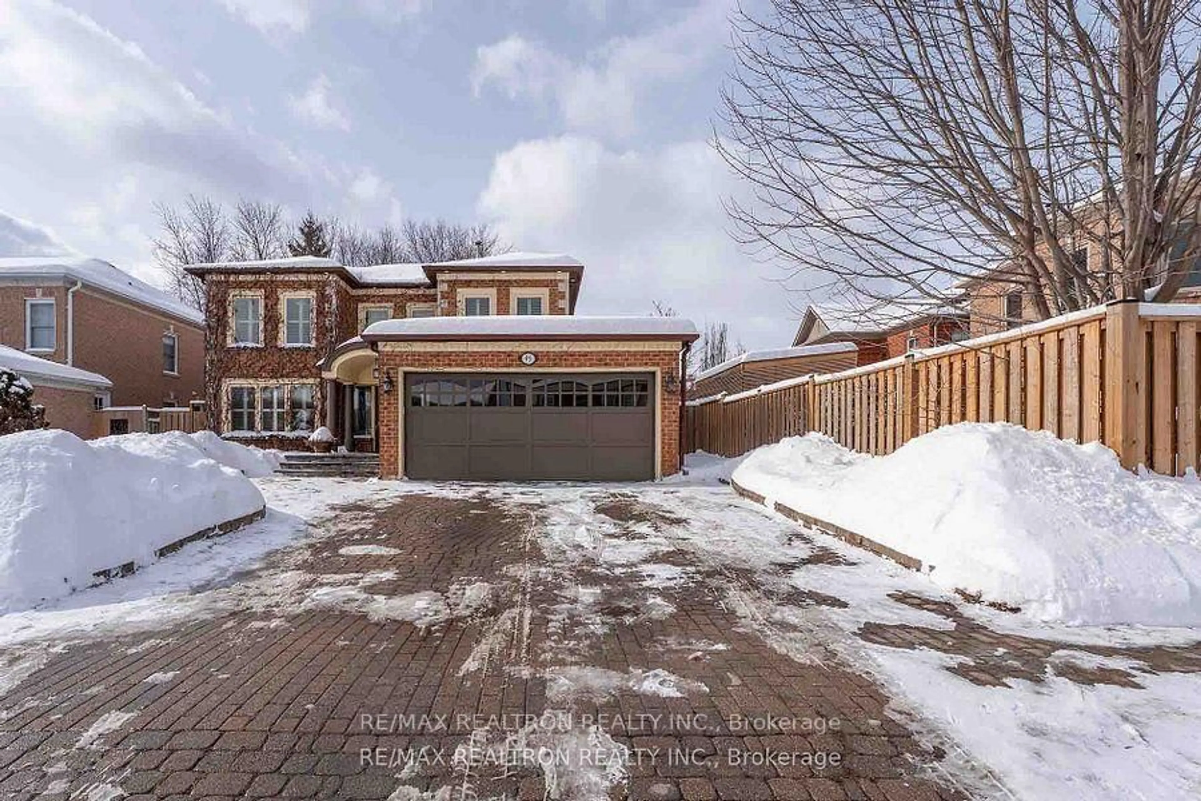 Home with brick exterior material, street for 95 Baynards Lane, Richmond Hill Ontario L4C 9B9