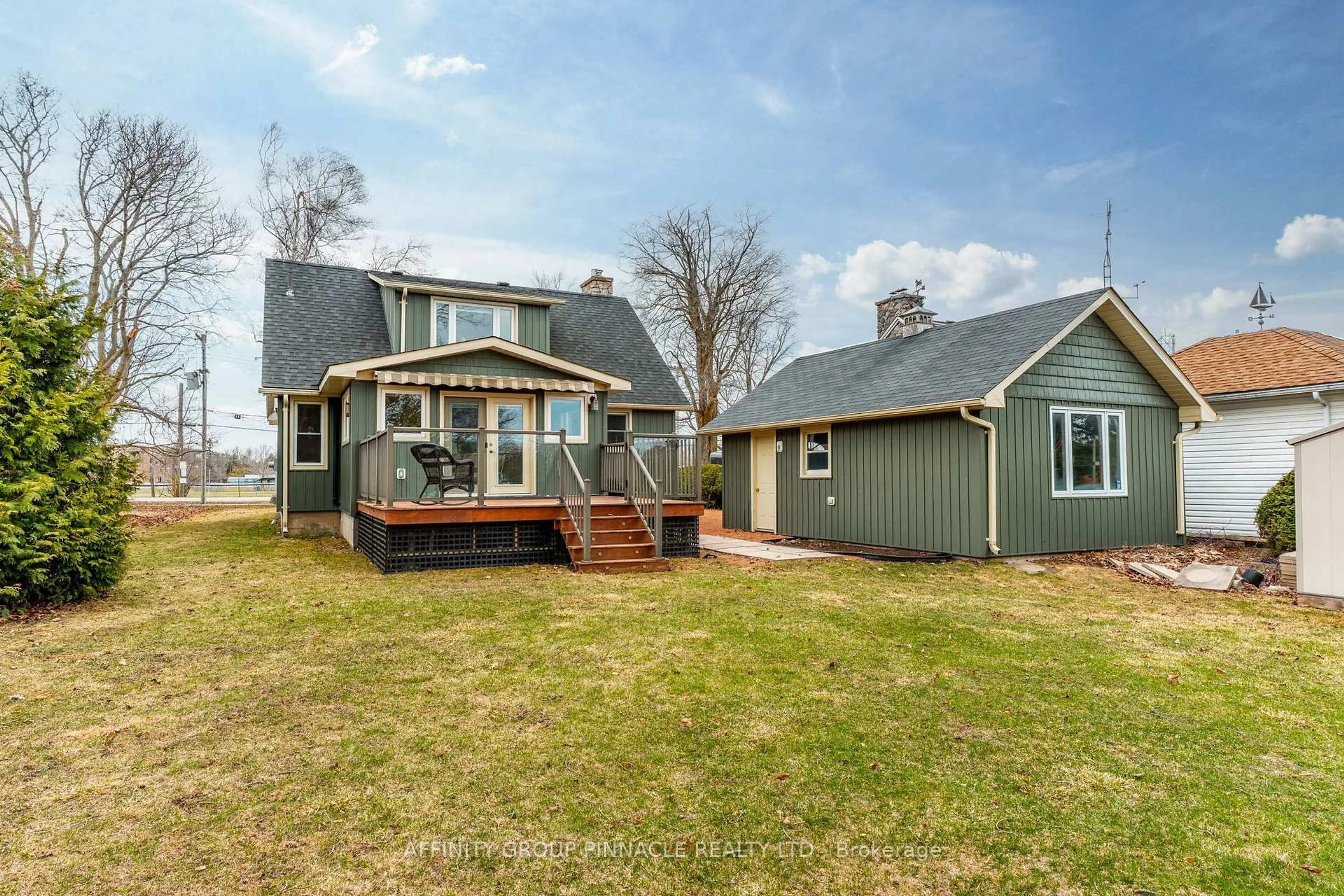Home with vinyl exterior material, water/lake/river/ocean view for 88 Simcoe St, Brock Ontario L0K 1A0