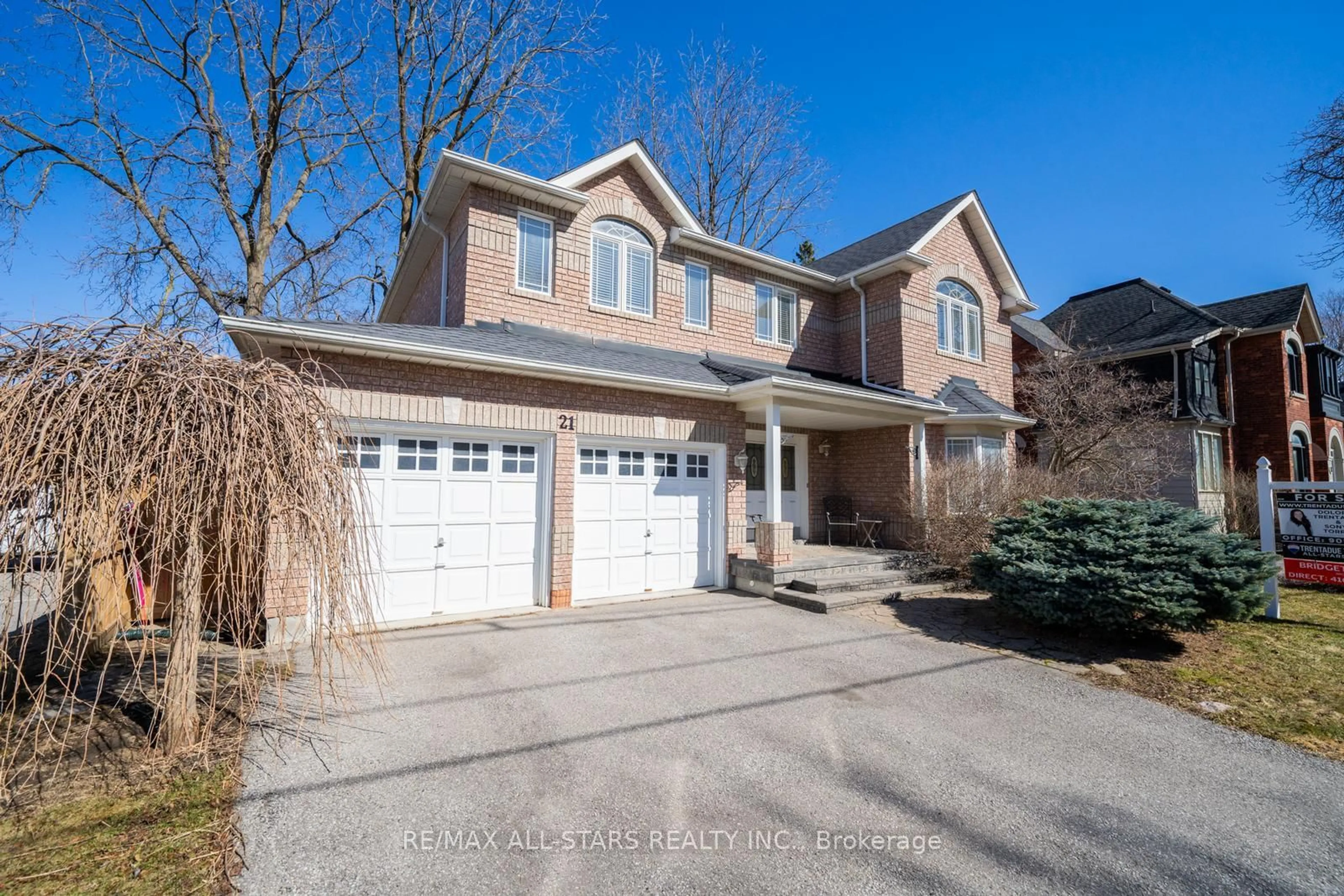 Home with brick exterior material, street for 21 Albert St, Whitchurch-Stouffville Ontario L4A 4H2