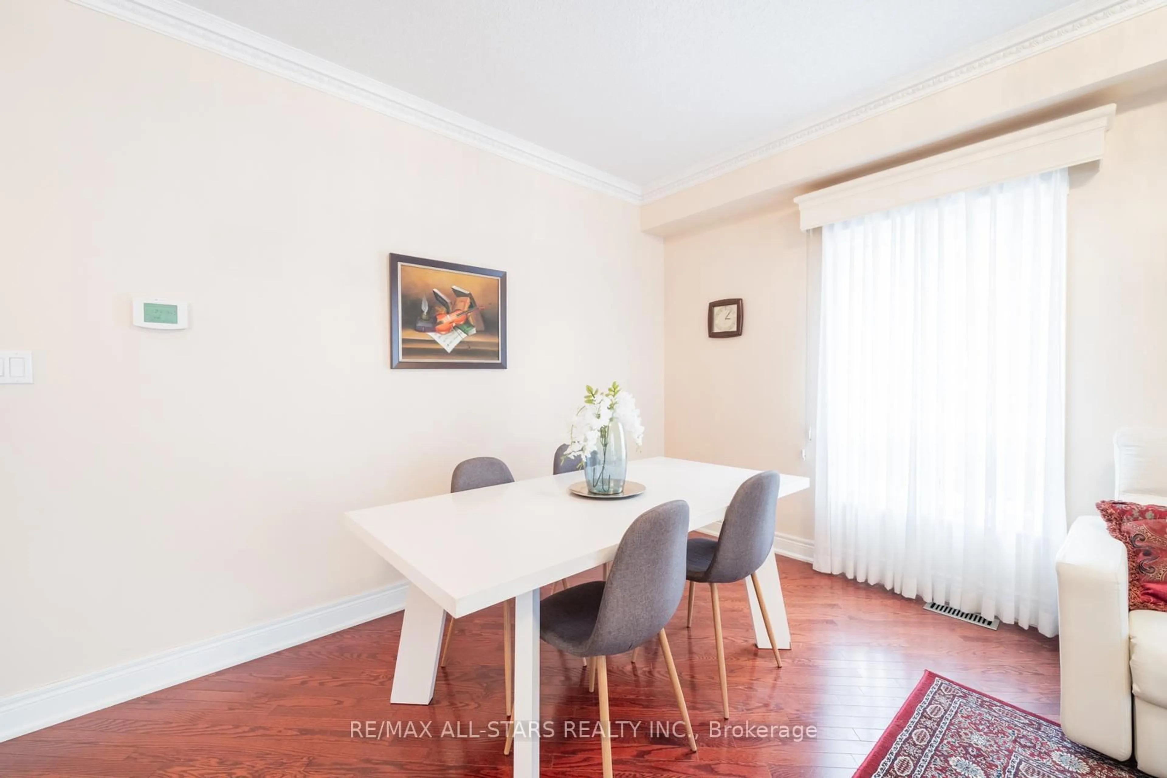 Dining room, unknown for 21 Albert St, Whitchurch-Stouffville Ontario L4A 4H2
