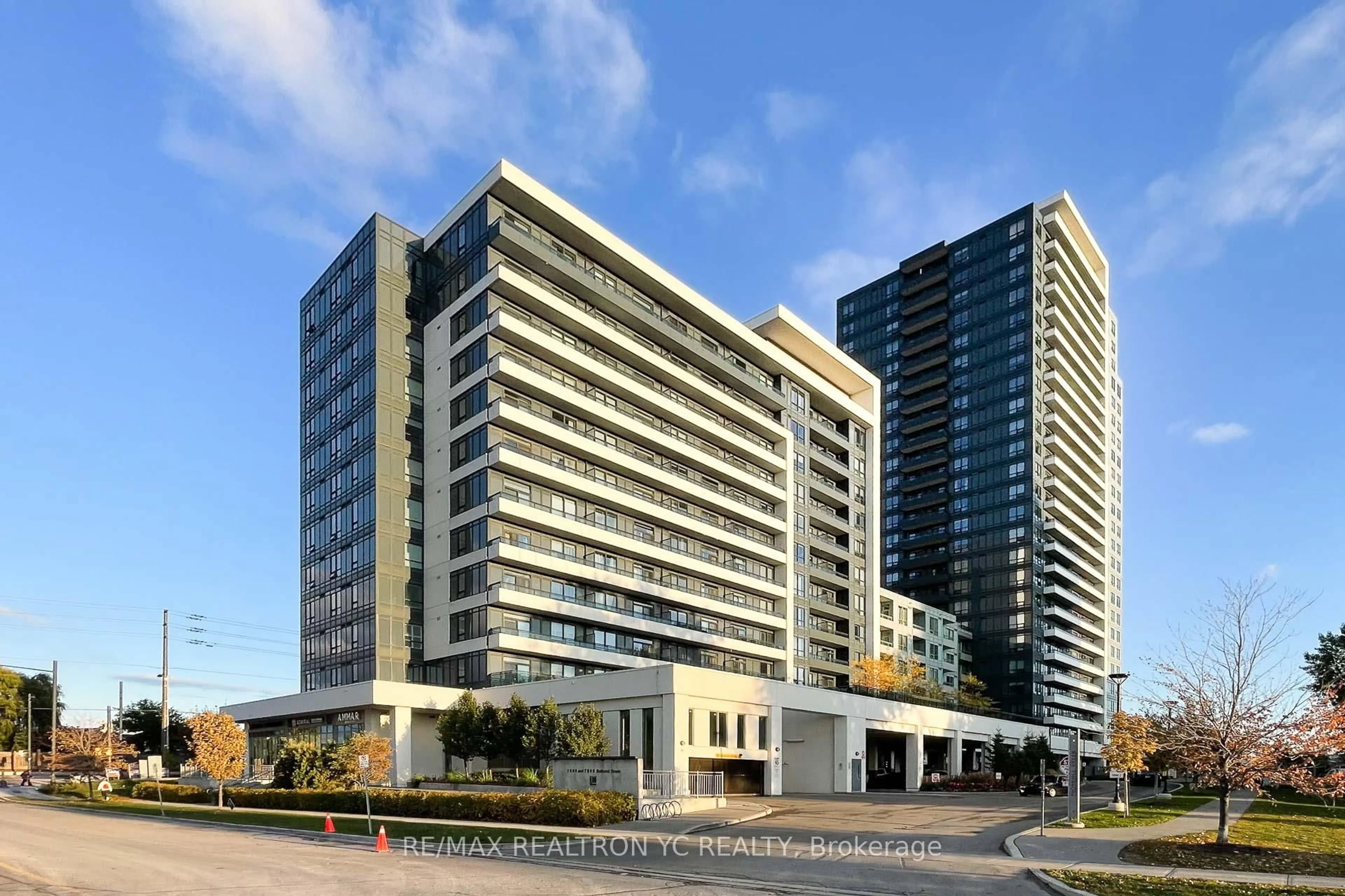 Indoor foyer for 7900 Bathurst St #528, Vaughan Ontario L4J 0J9
