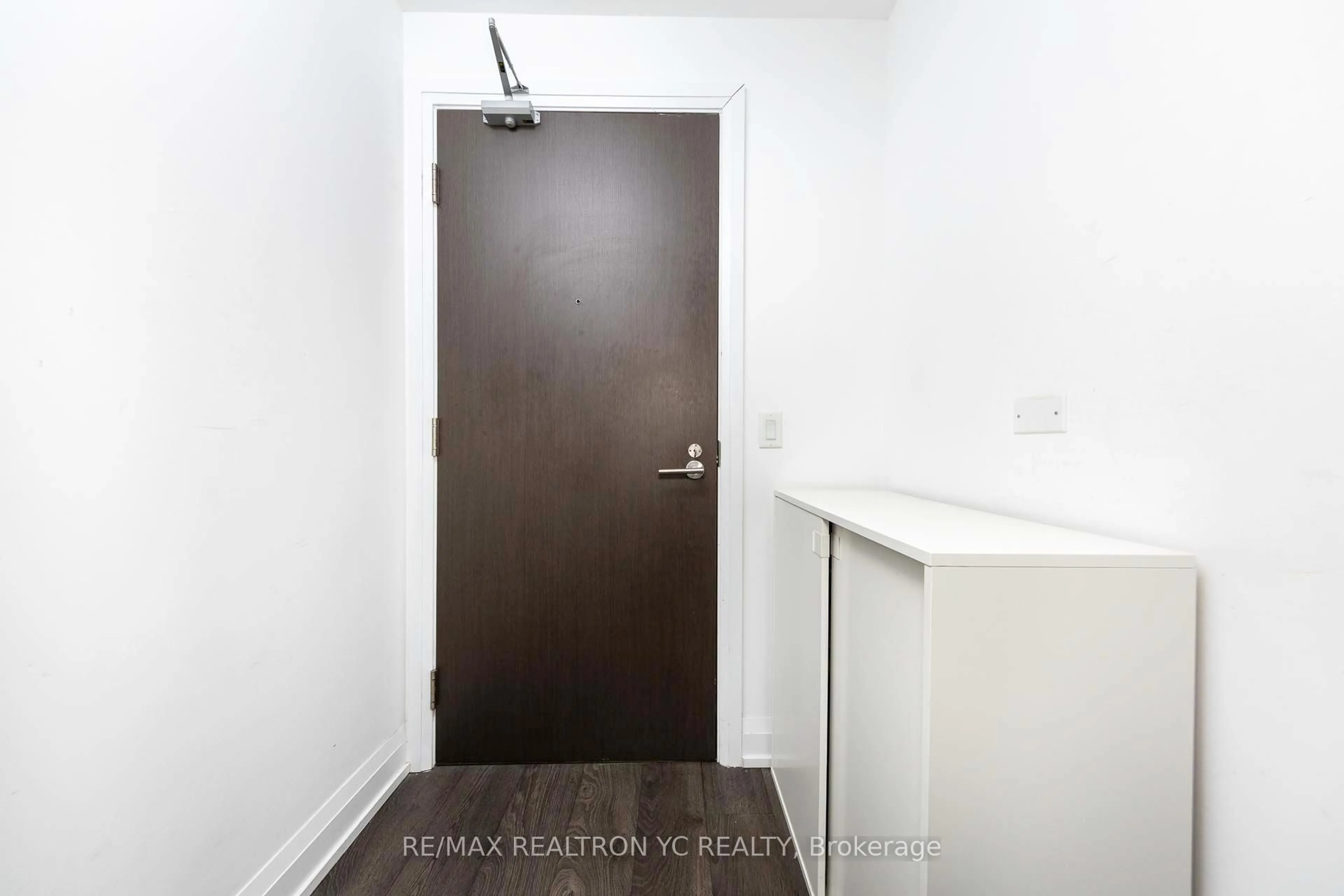 Indoor entryway for 7900 Bathurst St #528, Vaughan Ontario L4J 0J9
