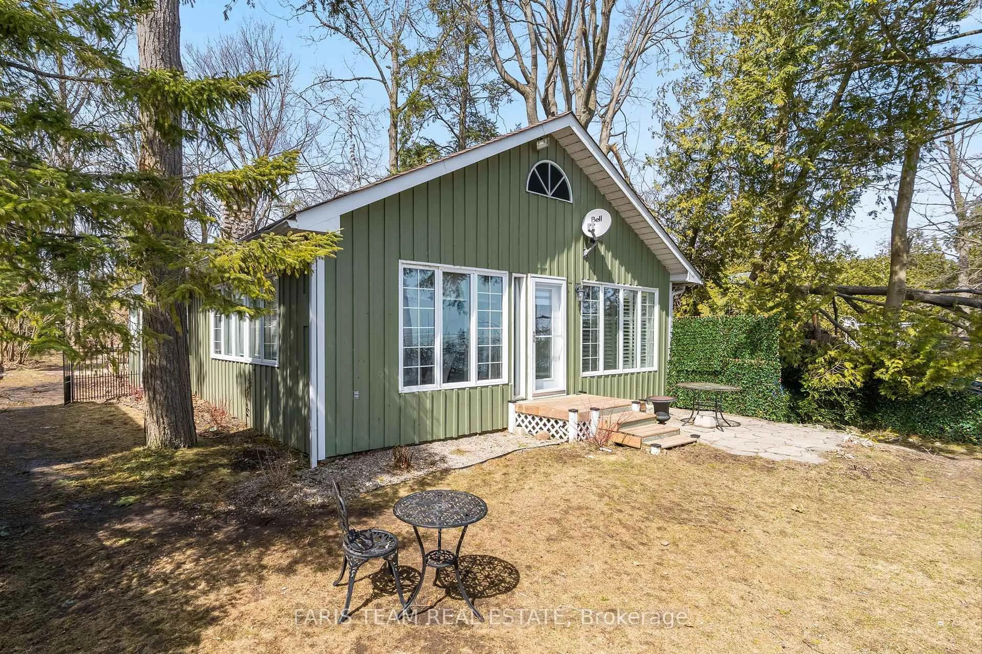 Unknown for 2855 Purvis St, Innisfil Ontario L9S 3K6