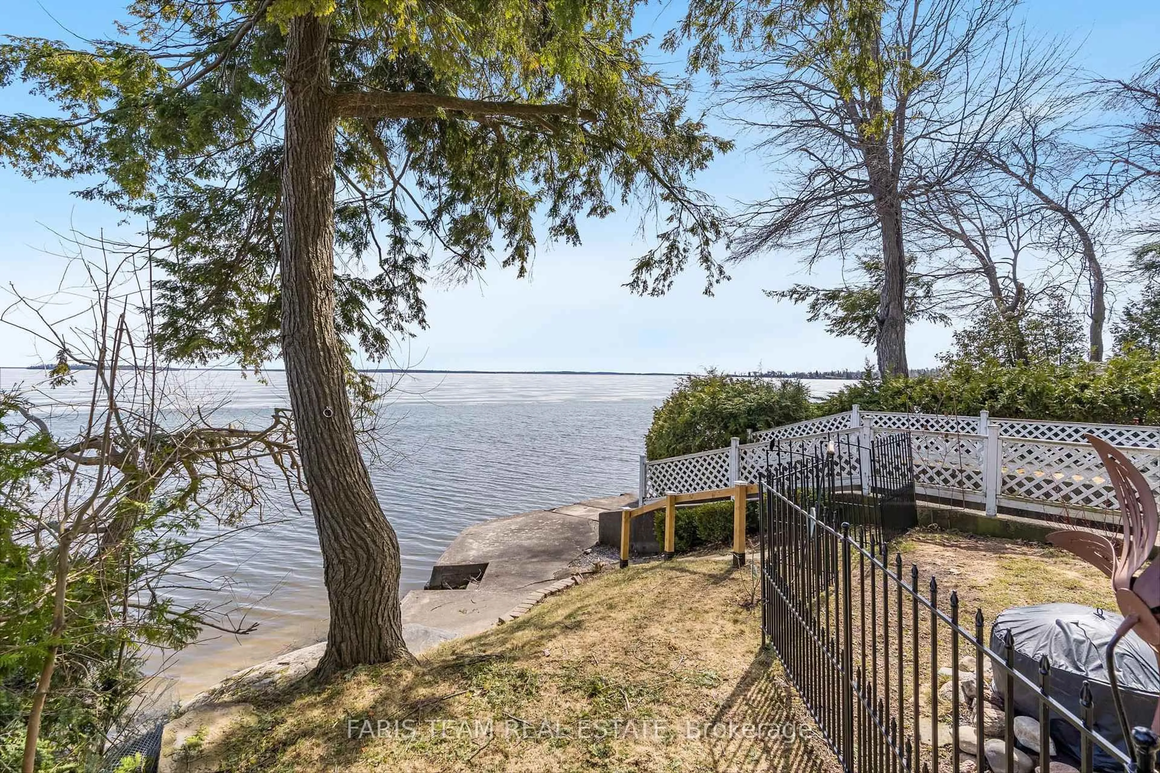 Patio, water/lake/river/ocean view for 2855 Purvis St, Innisfil Ontario L9S 3K6