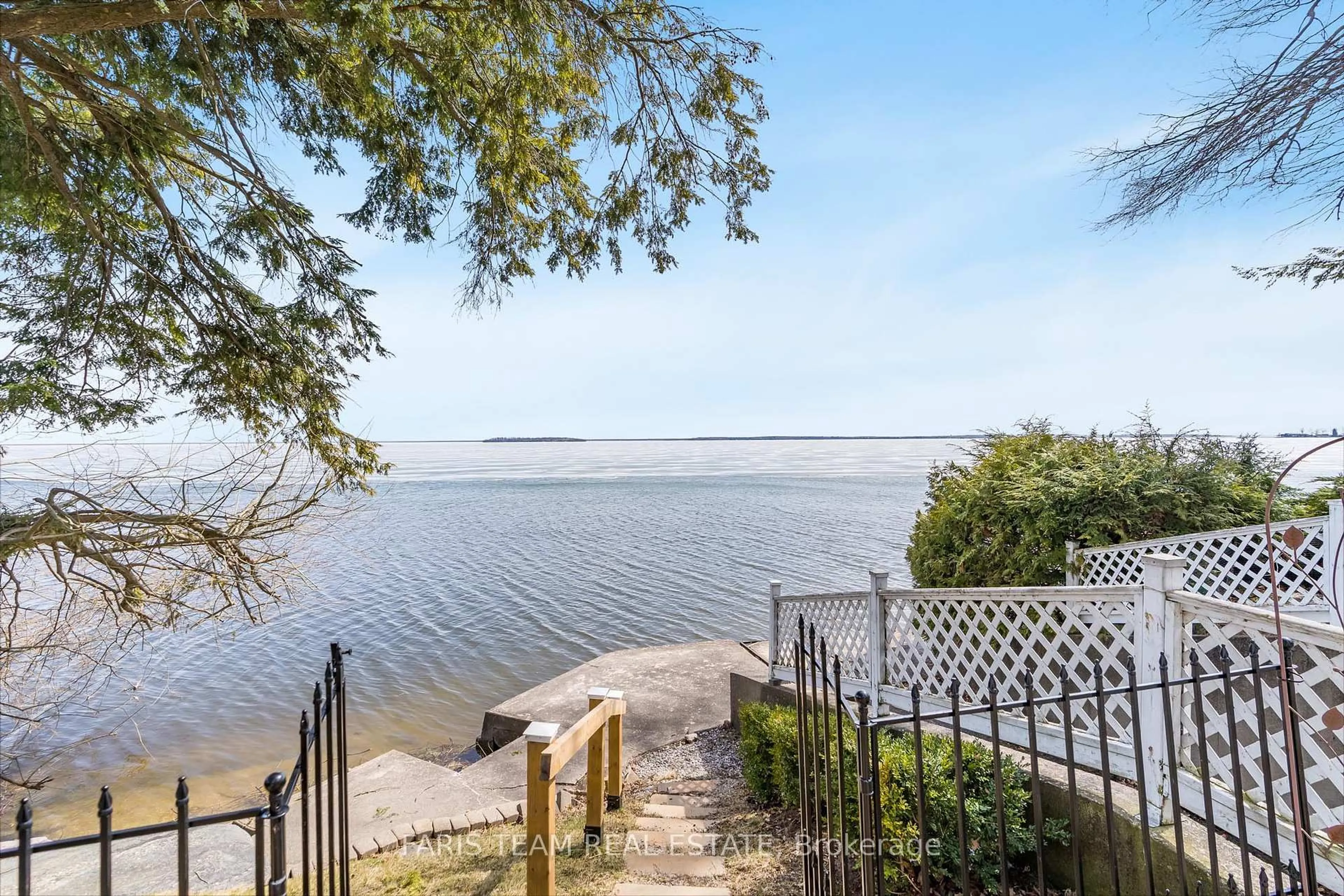 A pic from outside/outdoor area/front of a property/back of a property/a pic from drone, water/lake/river/ocean view for 2855 Purvis St, Innisfil Ontario L9S 3K6