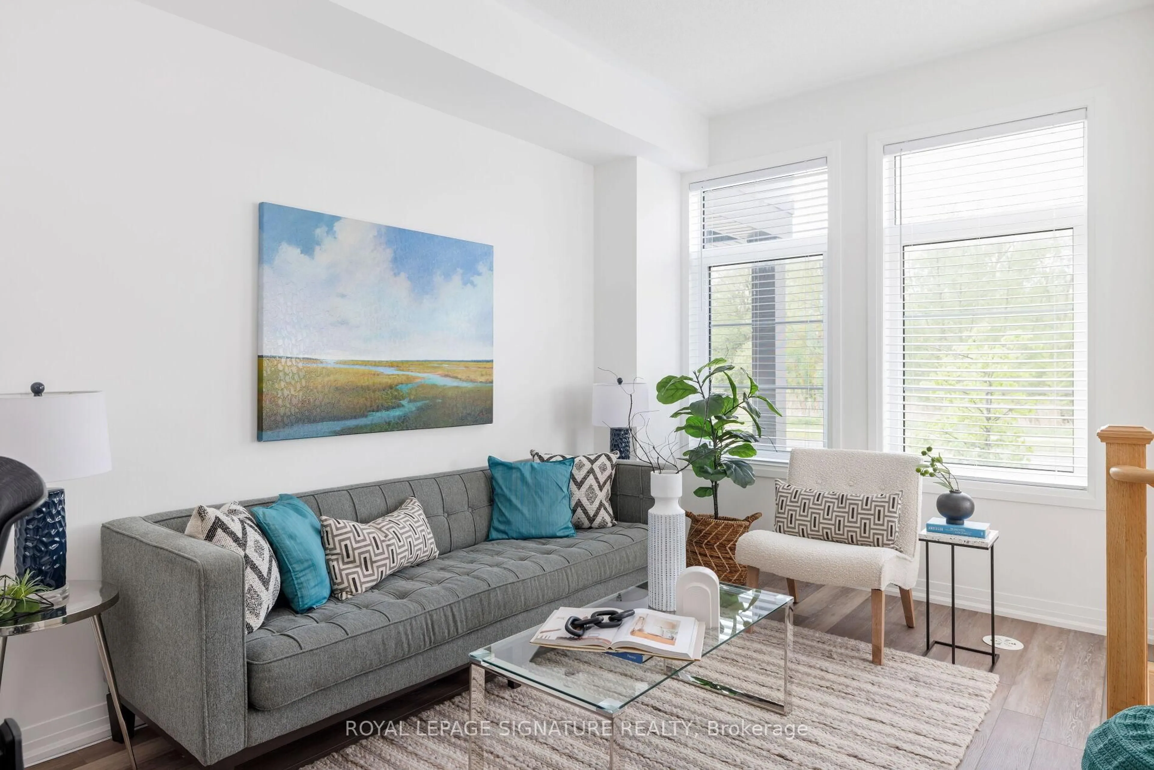 Living room with furniture, unknown for 47 Saigen Lane, Markham Ontario L6B 1R2