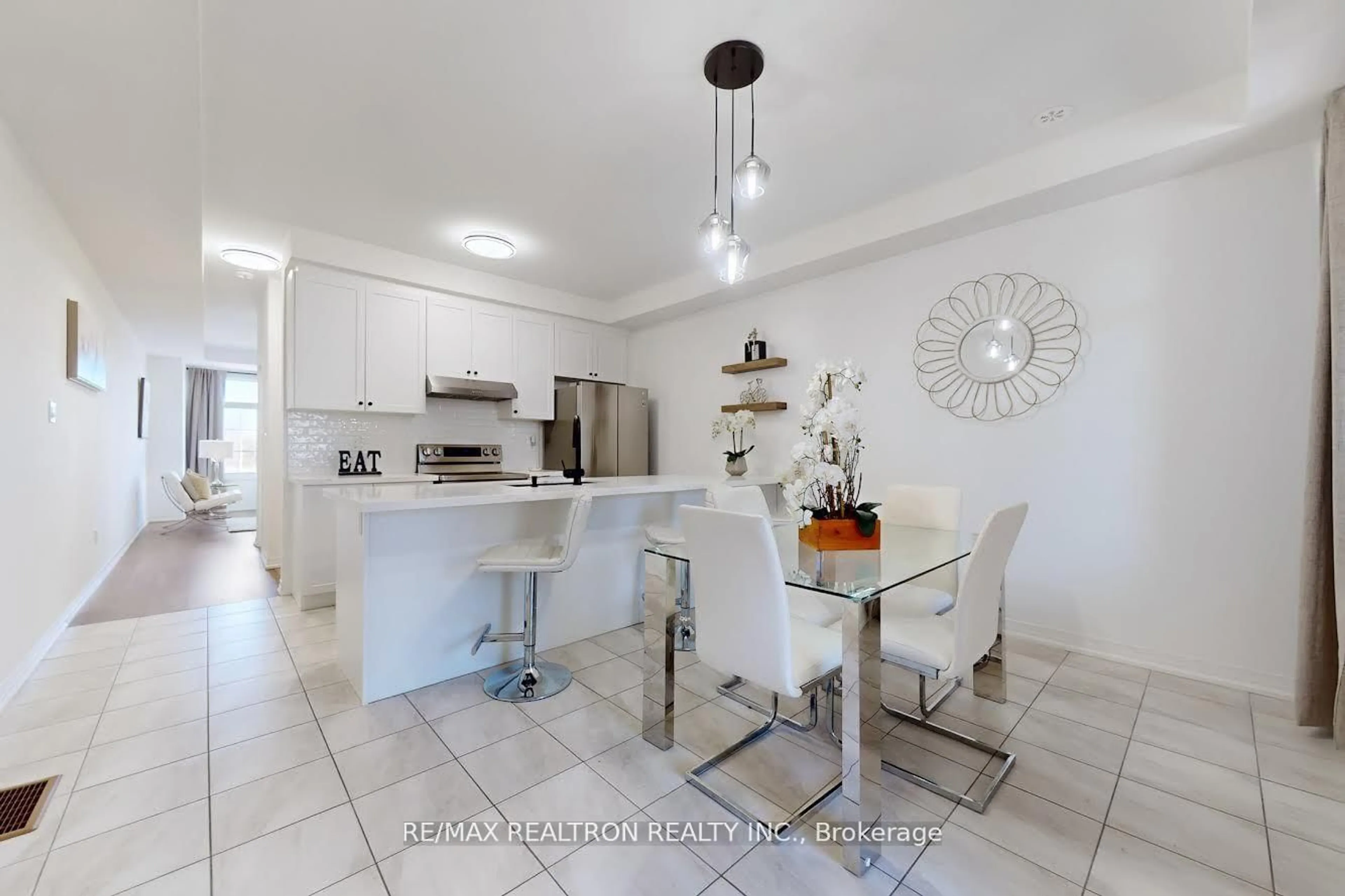 Open concept kitchen, ceramic/tile floor for 53 Carneros Way #Way, Markham Ontario L6B 1R2
