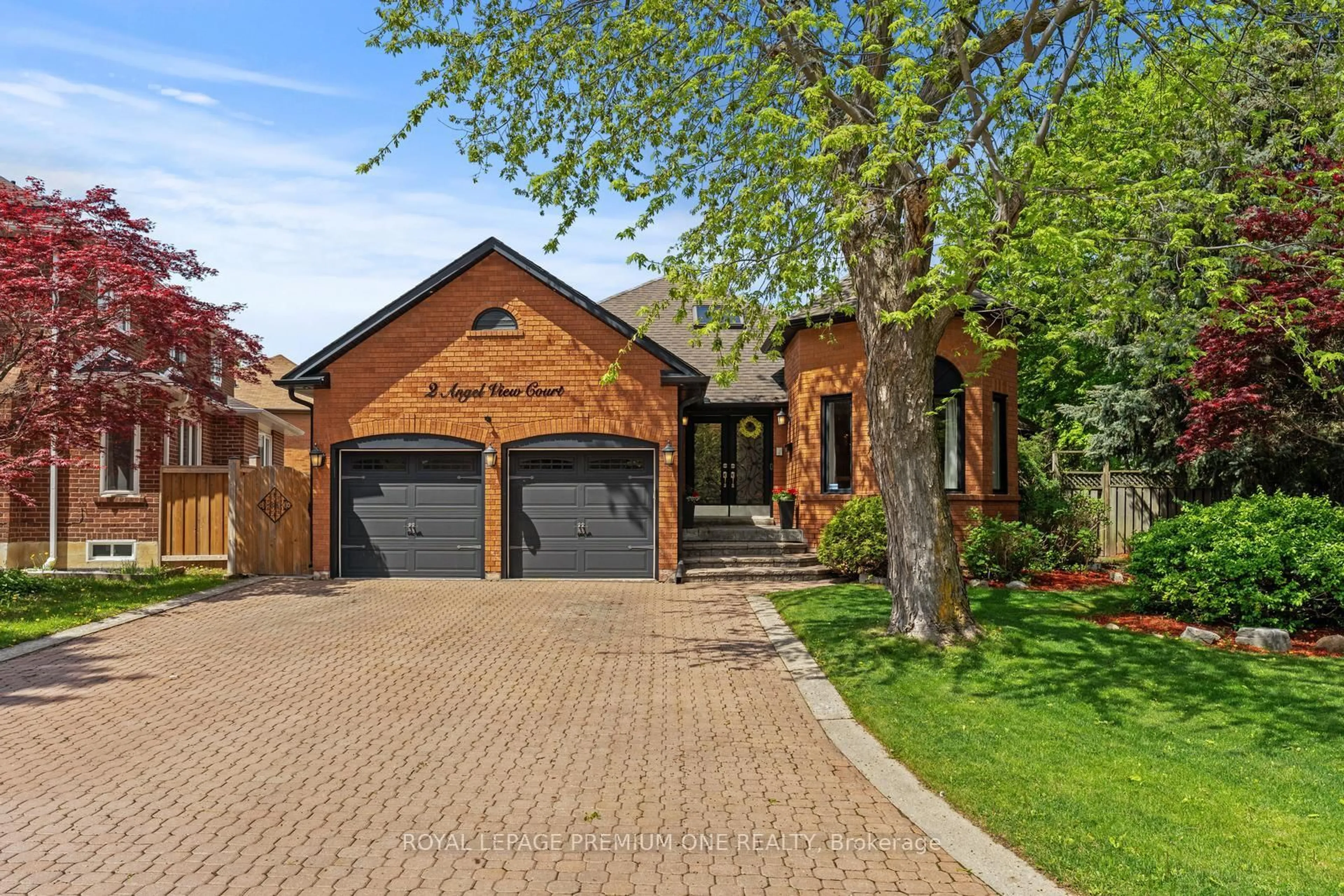 Home with brick exterior material, street for 2 Angel View Crt, Vaughan Ontario L6A 1G5