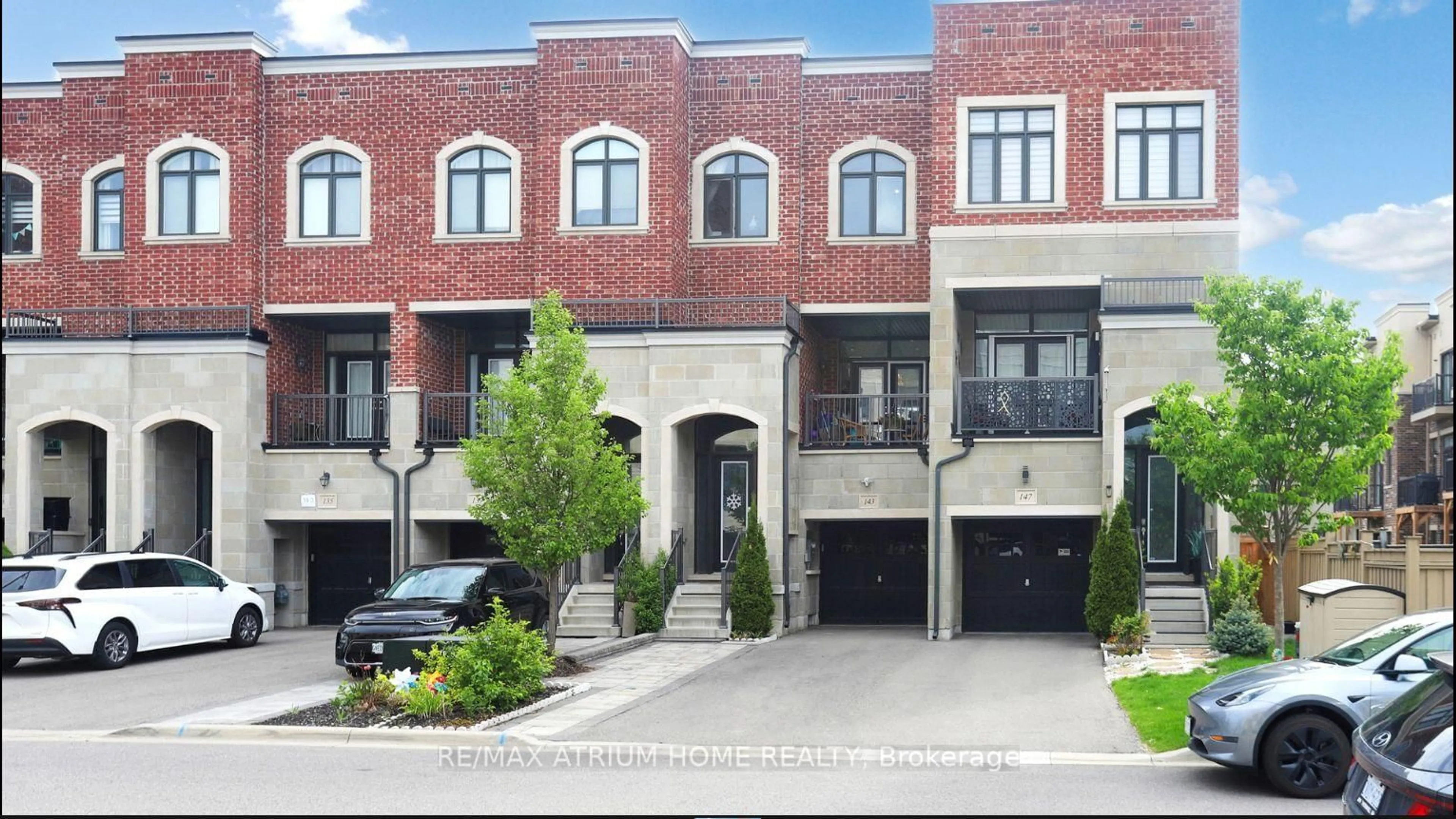 Home with brick exterior material, street for 143 Arianna Cres, Vaughan Ontario L6A 4Z9