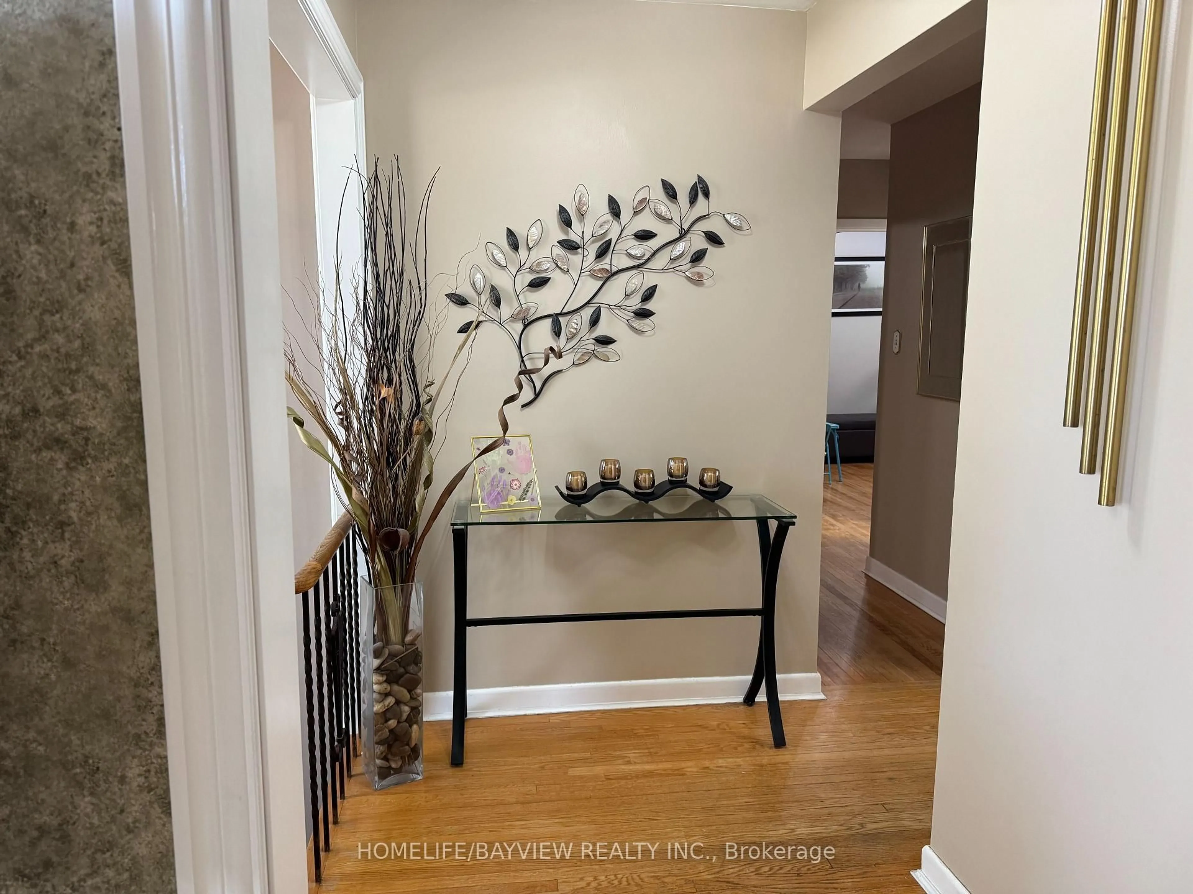 Indoor entryway for 240 Jacey Anne Dr, Richmond Hill Ontario L4C 4N5