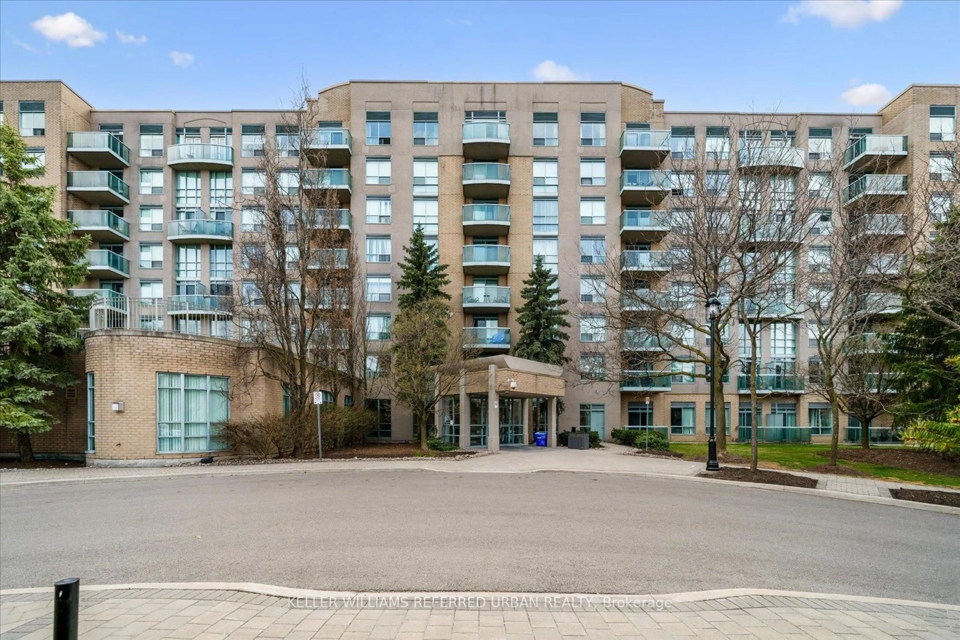 Unknown for 3 Ellesmere St #605, Richmond Hill Ontario L4B 4N2