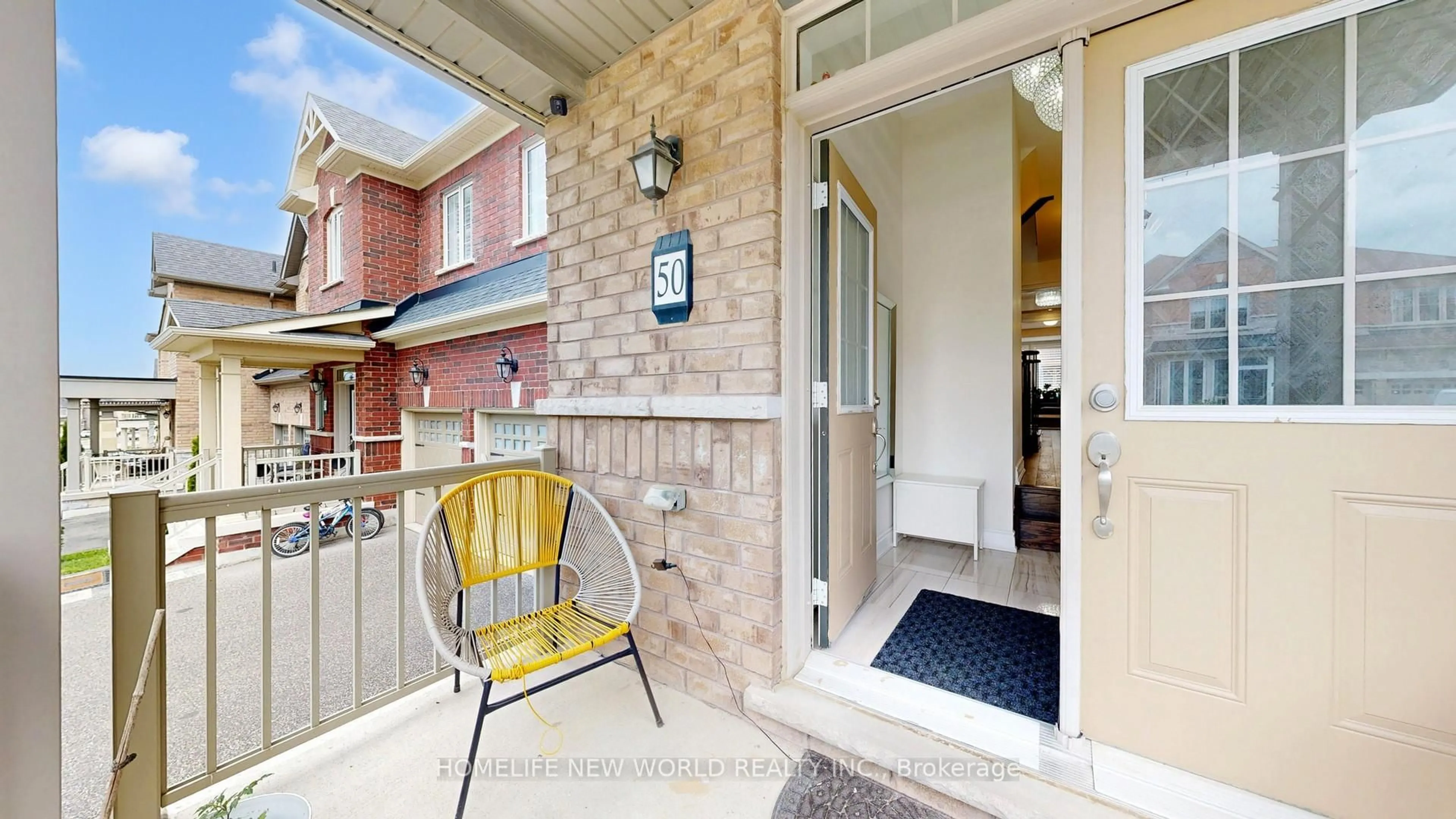 Patio, street for 50 Ben Sinclair Ave, East Gwillimbury Ontario L9N 0S2