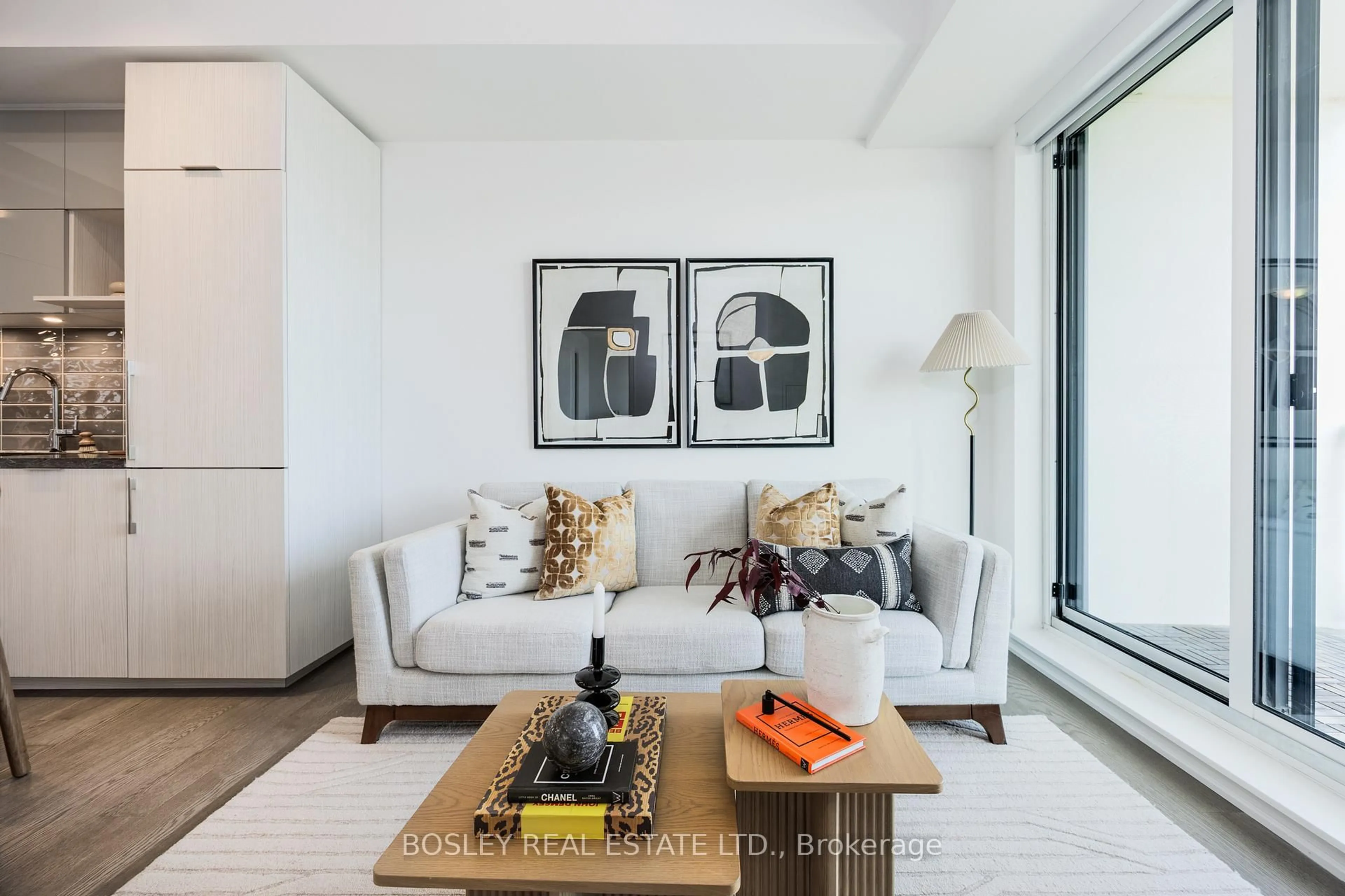 Living room with furniture, unknown for 8 Rouge Valley Dr #908, Markham Ontario L6G 0G8