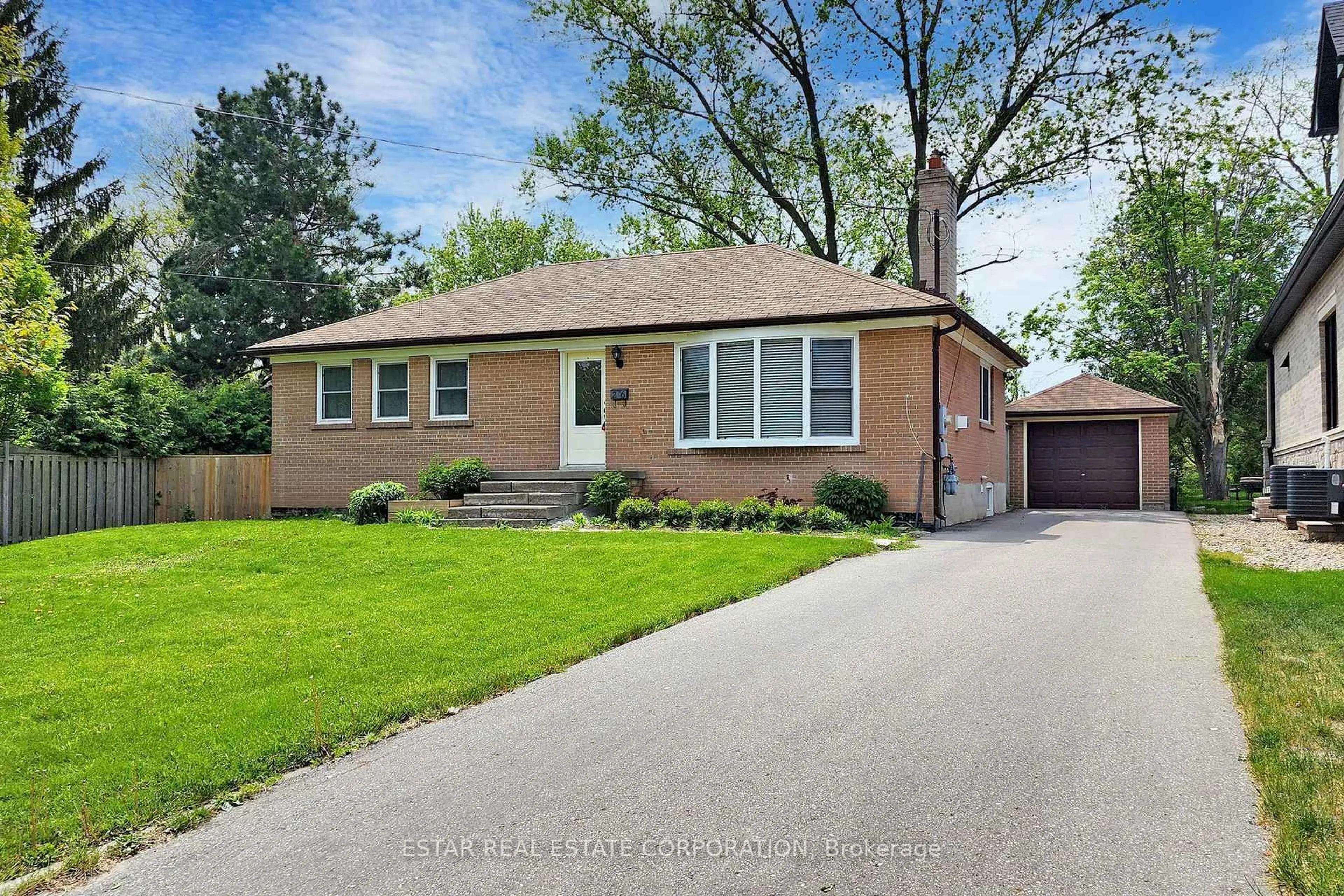Home with brick exterior material, street for 26 Elm St, Markham Ontario L3P 2V5