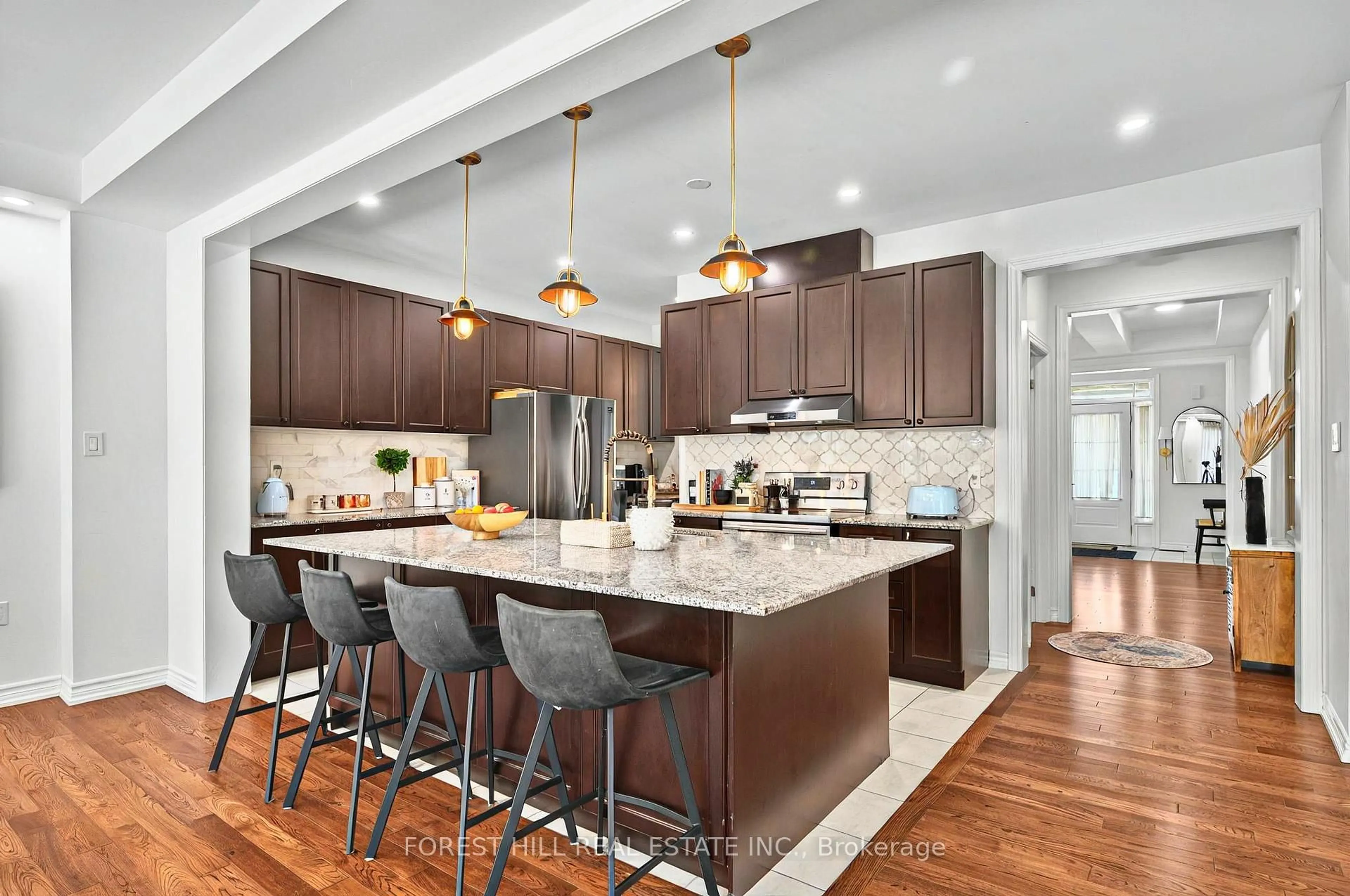 Open concept kitchen, unknown for 67 Alf Neely Way, Newmarket Ontario L3Y 0C6