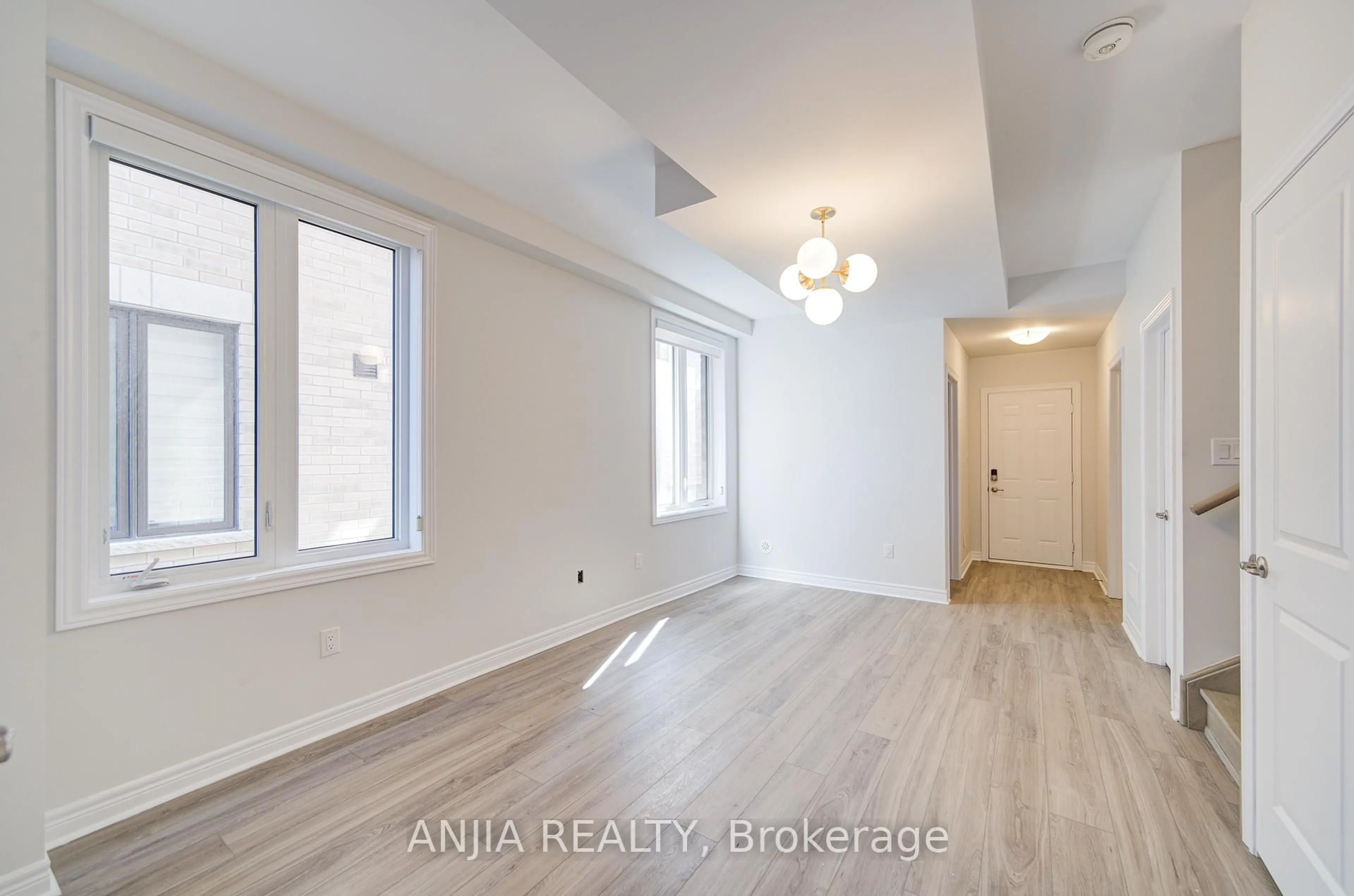 A pic of a room for 11 Mumbai Dr, Markham Ontario L3S 0G1