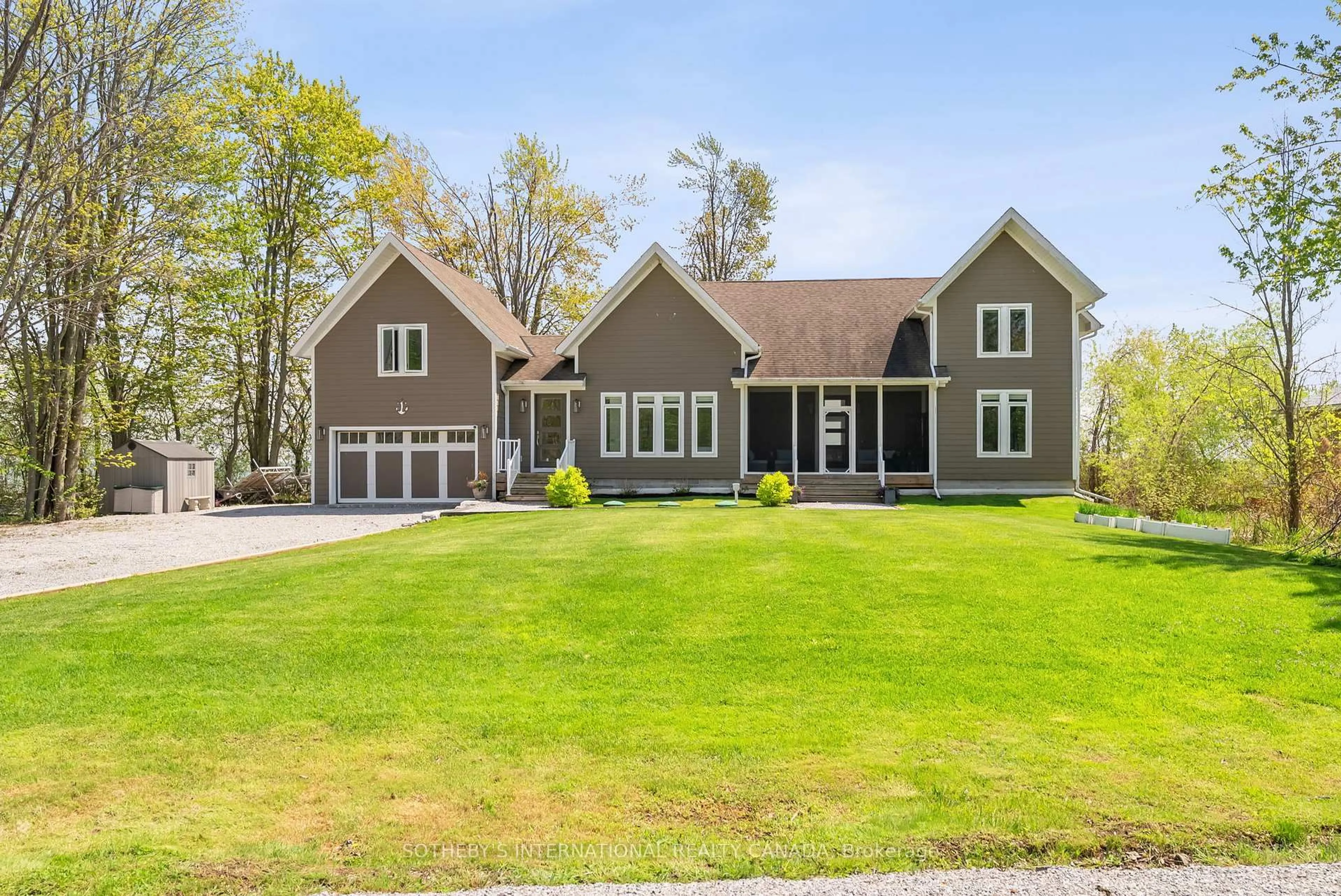 Home with vinyl exterior material, street for 544 Milne Rd, Georgina Islands Ontario L0E 1N0