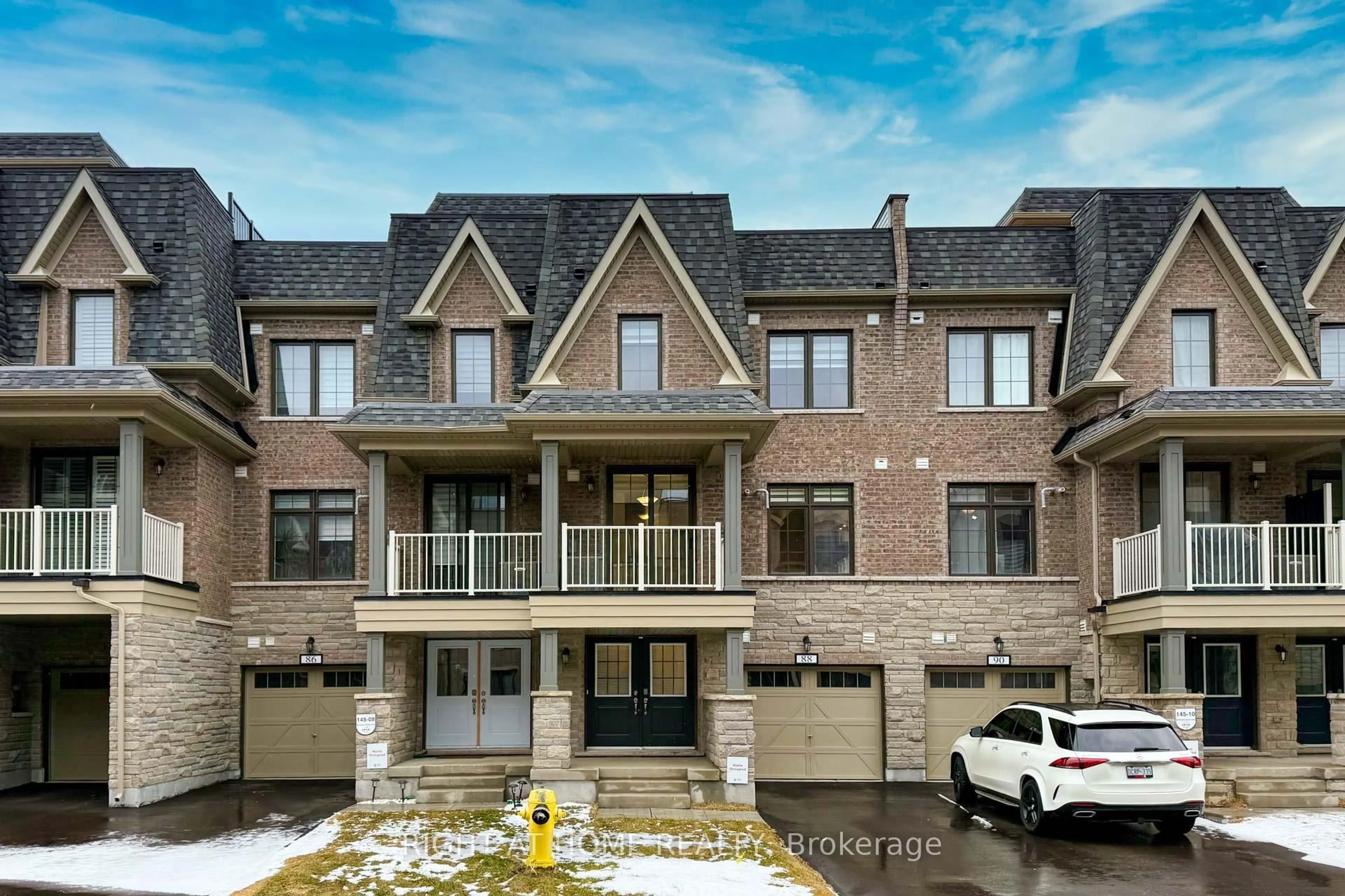 Home with brick exterior material, street for 88 William Shearn Cres, Markham Ontario L6C 3J4