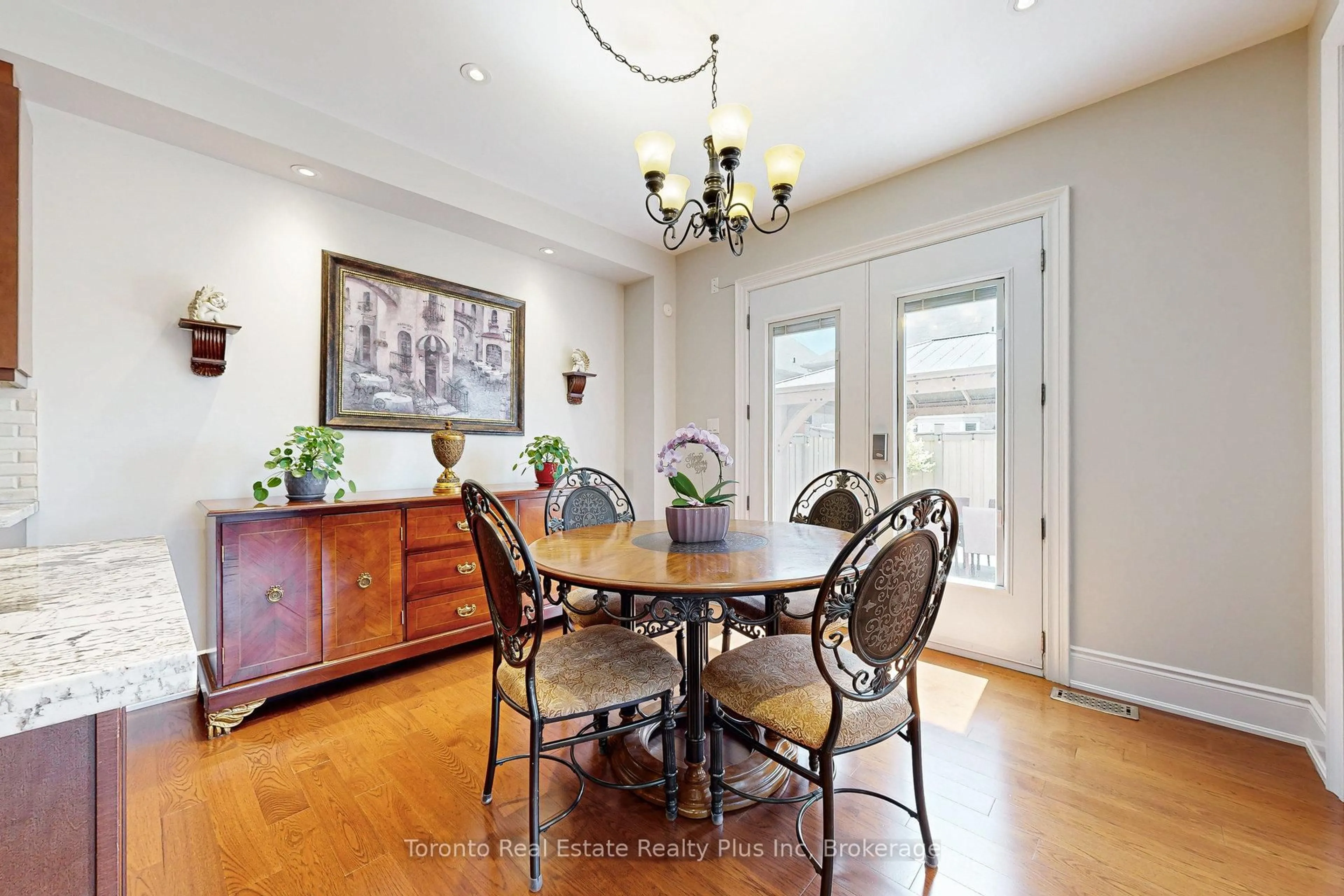 Dining room, unknown for 1 Watson Dr, New Tecumseth Ontario L0G 1W0