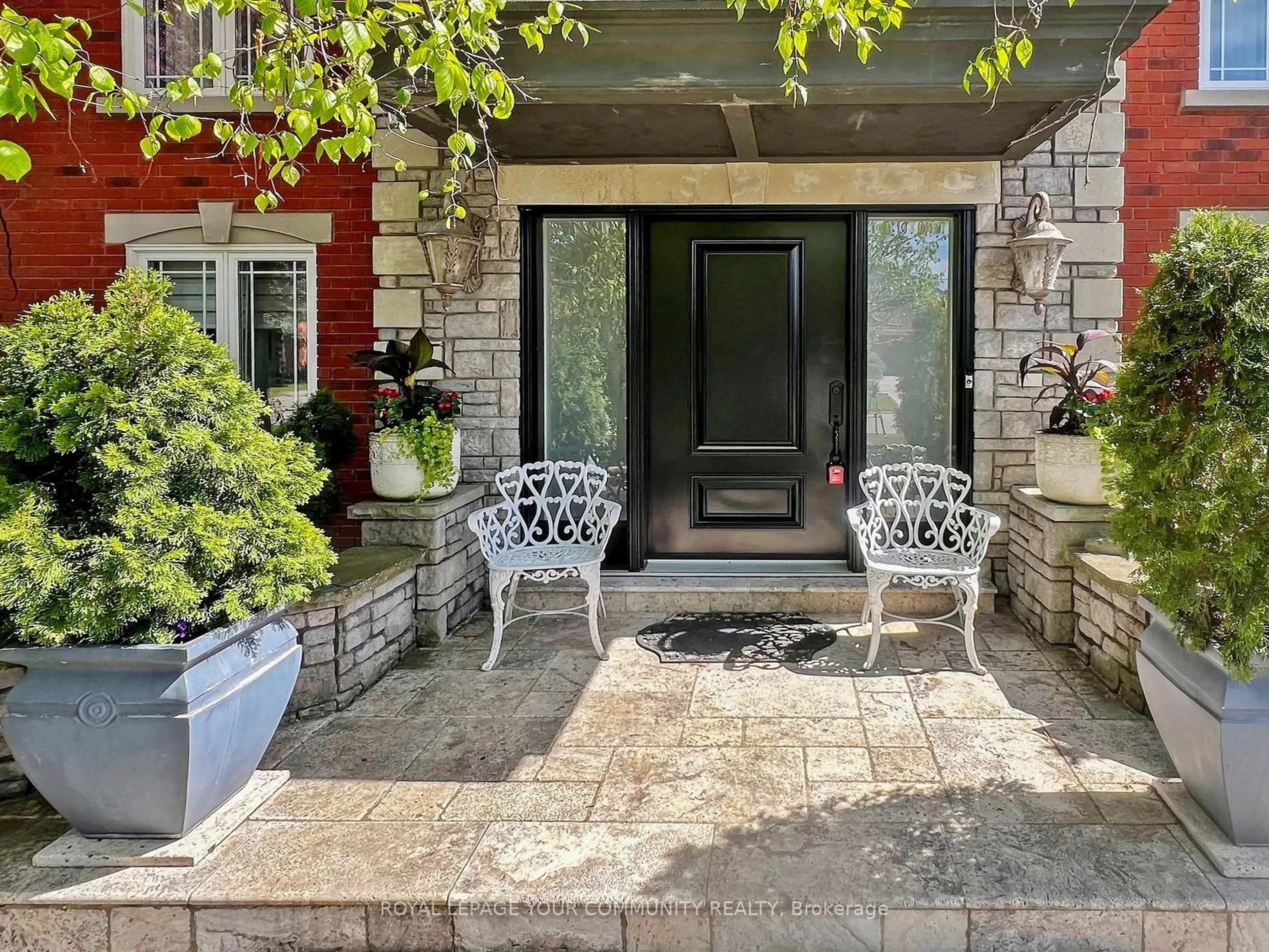 Unknown for 123 Kingsnorth Blvd, Vaughan Ontario L4L 8J6