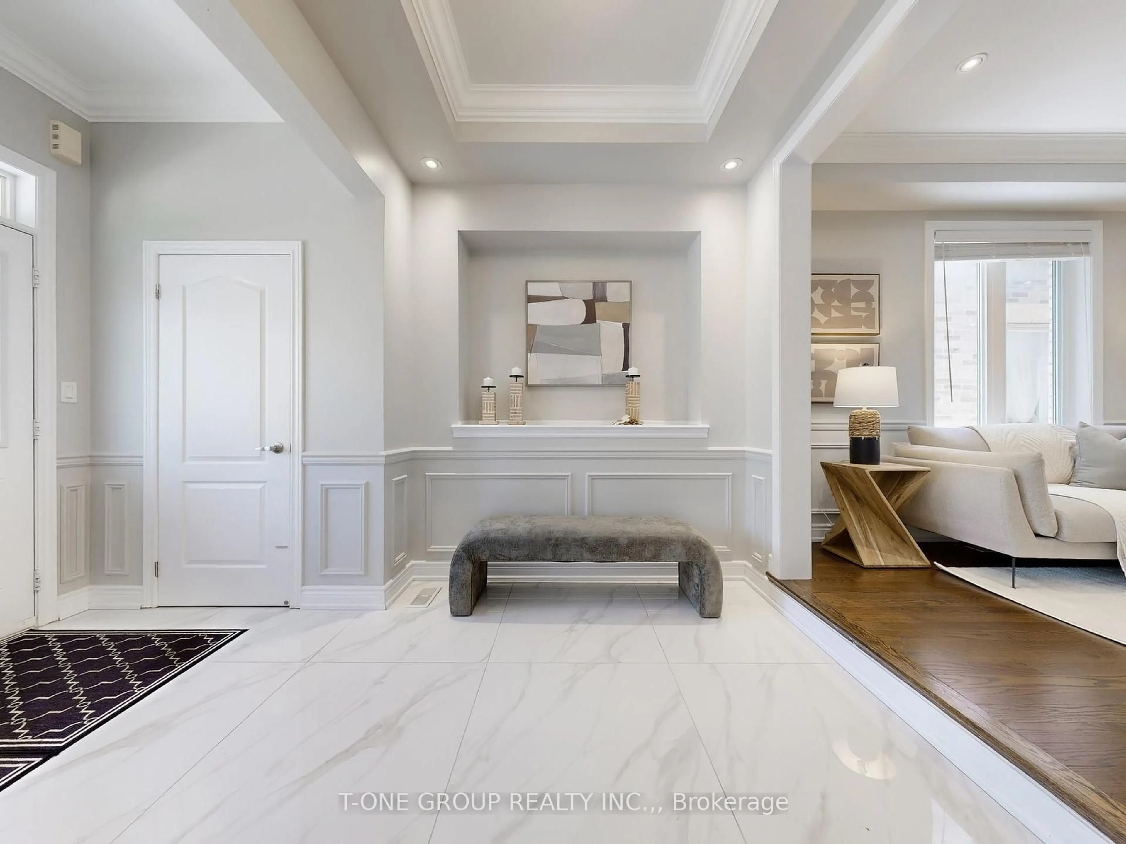 Unknown for 145 Roy Harper Ave, Aurora Ontario L4G 0V6