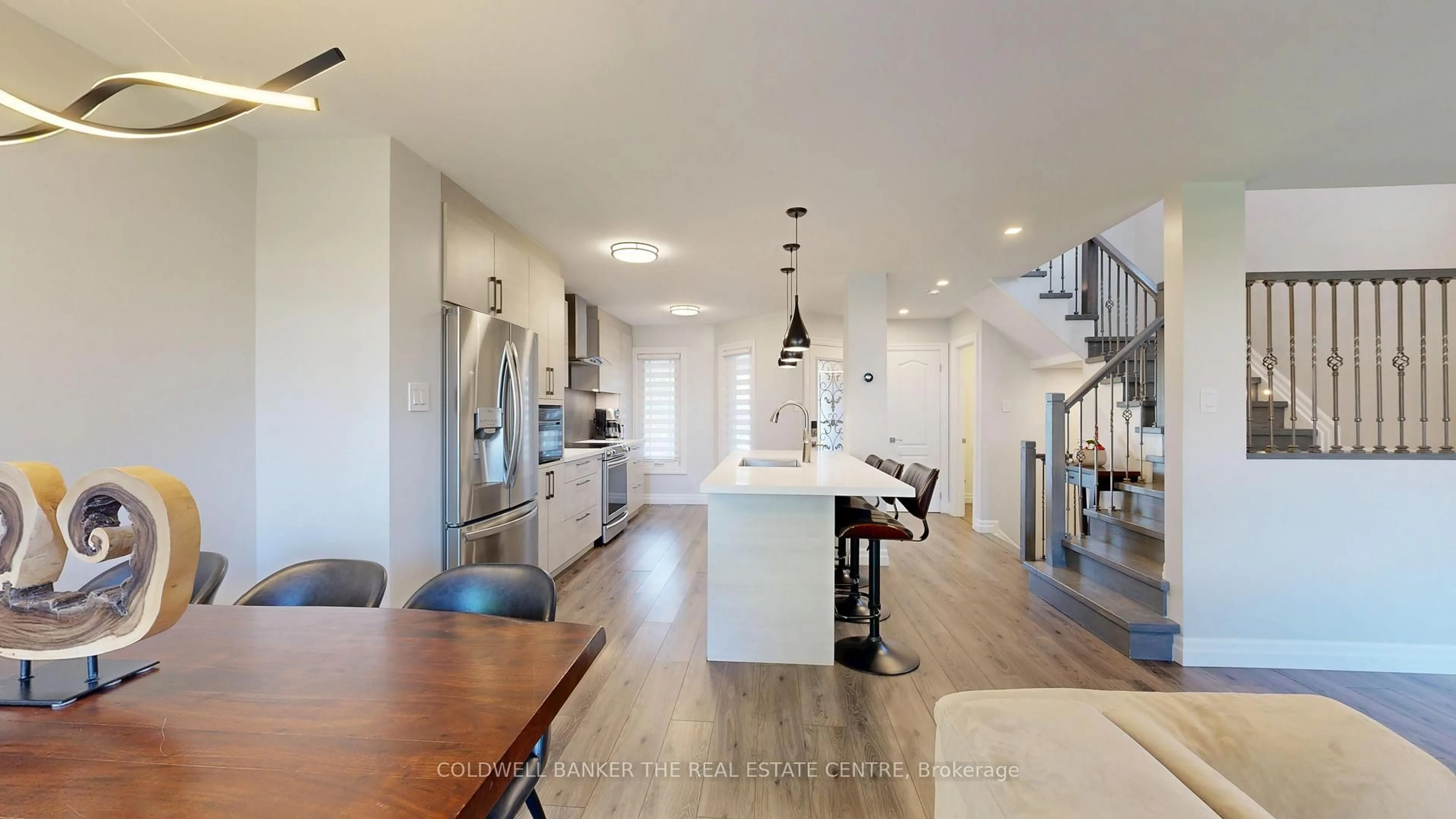 Open concept kitchen, unknown for 40 Whitefaulds Rd, Vaughan Ontario L6A 2K4