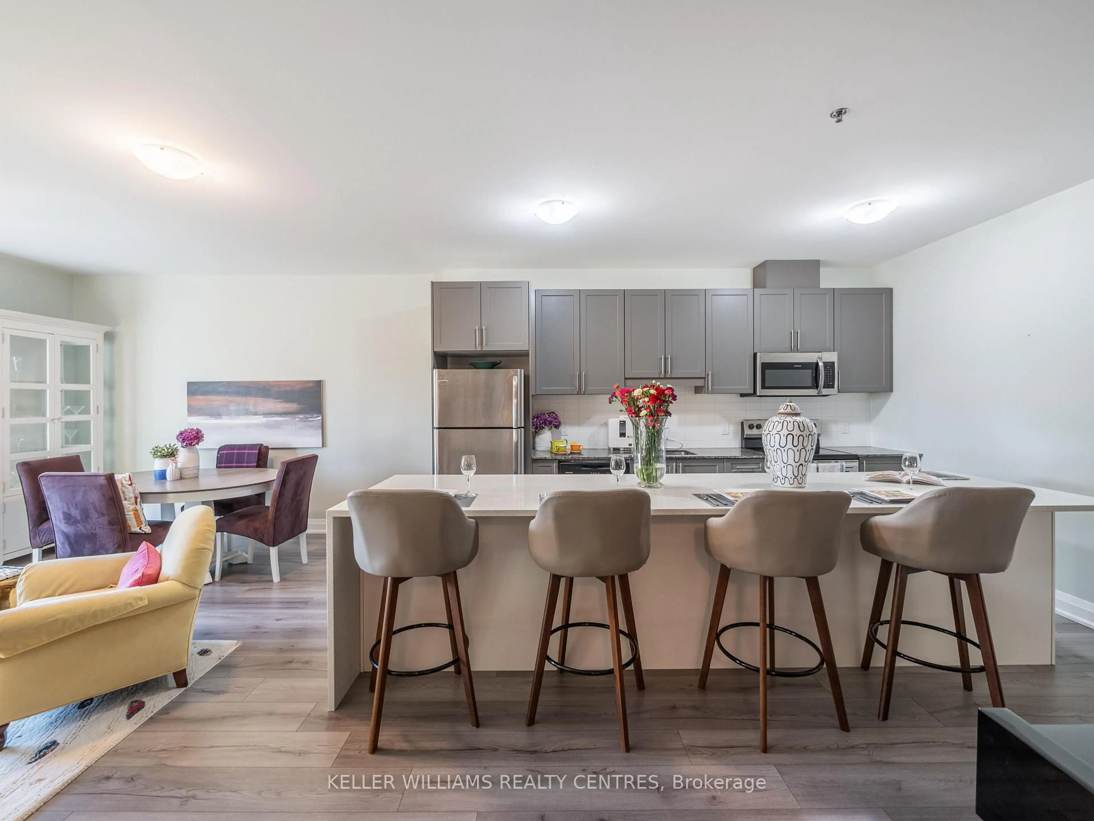 Open concept kitchen, unknown for 43 Dale Dr #206, New Tecumseth Ontario L0G 1A0