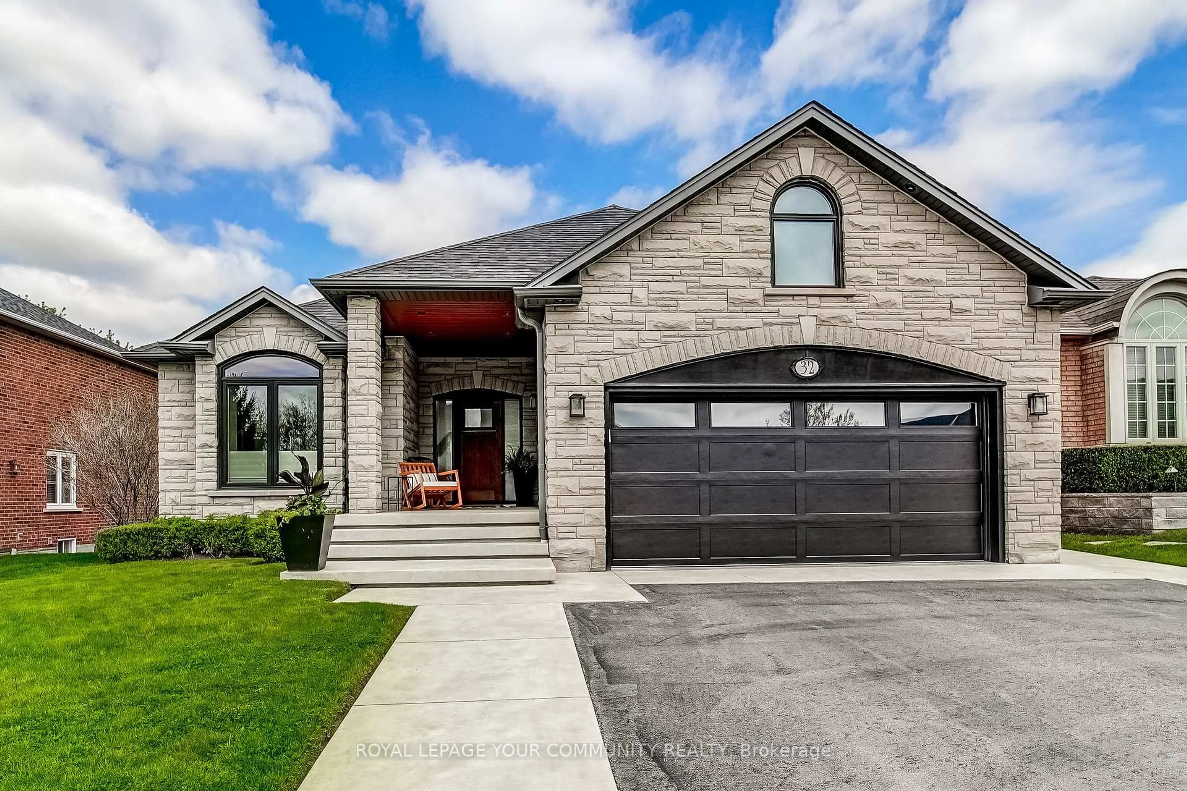 Home with brick exterior material, street for 32 Glenforest Dr, Vaughan Ontario L4J 8K5