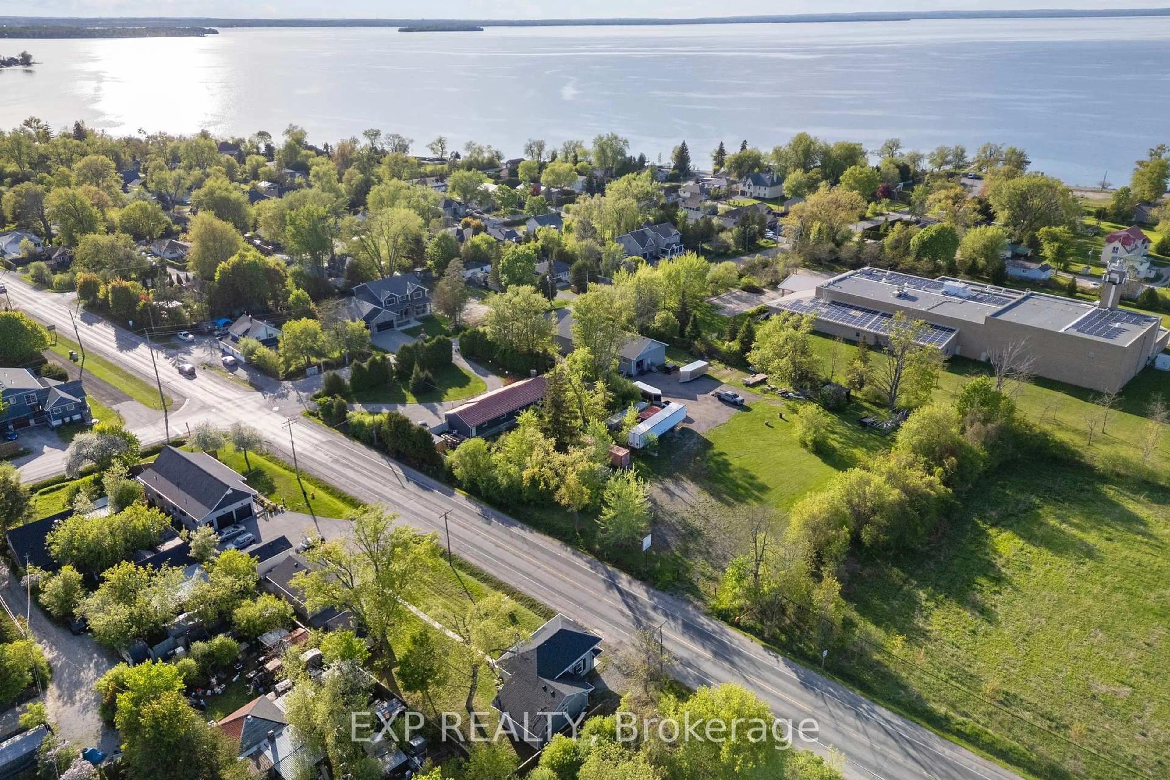 A pic from outside/outdoor area/front of a property/back of a property/a pic from drone, water/lake/river/ocean view for 1597 Metro Rd, Georgina Ontario L0E 1S0