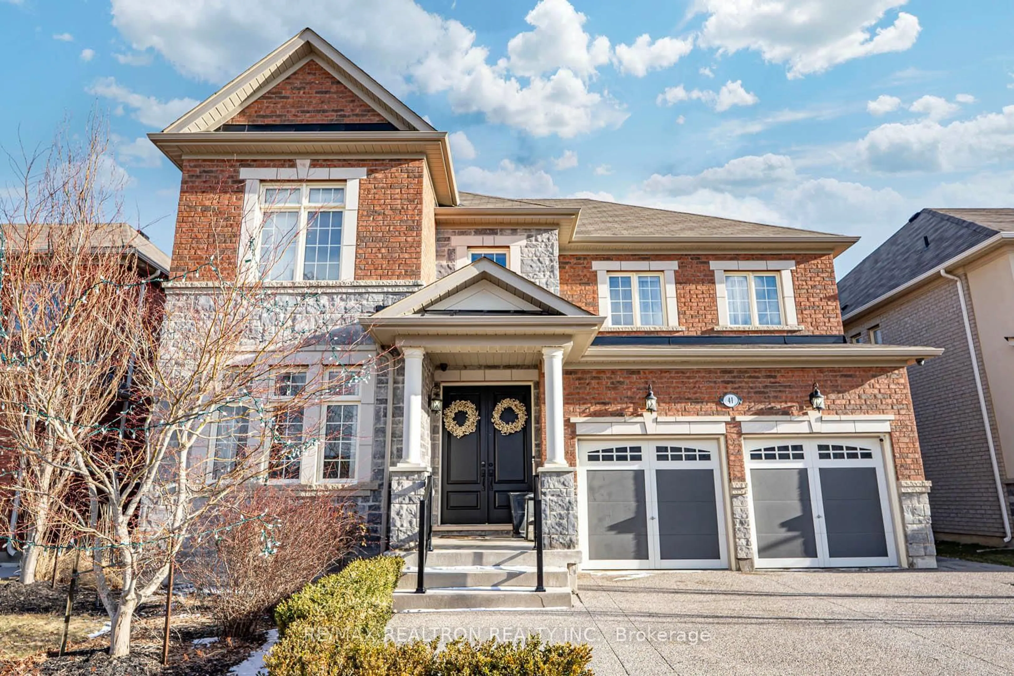 Home with brick exterior material, street for 41 Woodgate Pines Dr, Vaughan Ontario L4H 4A3