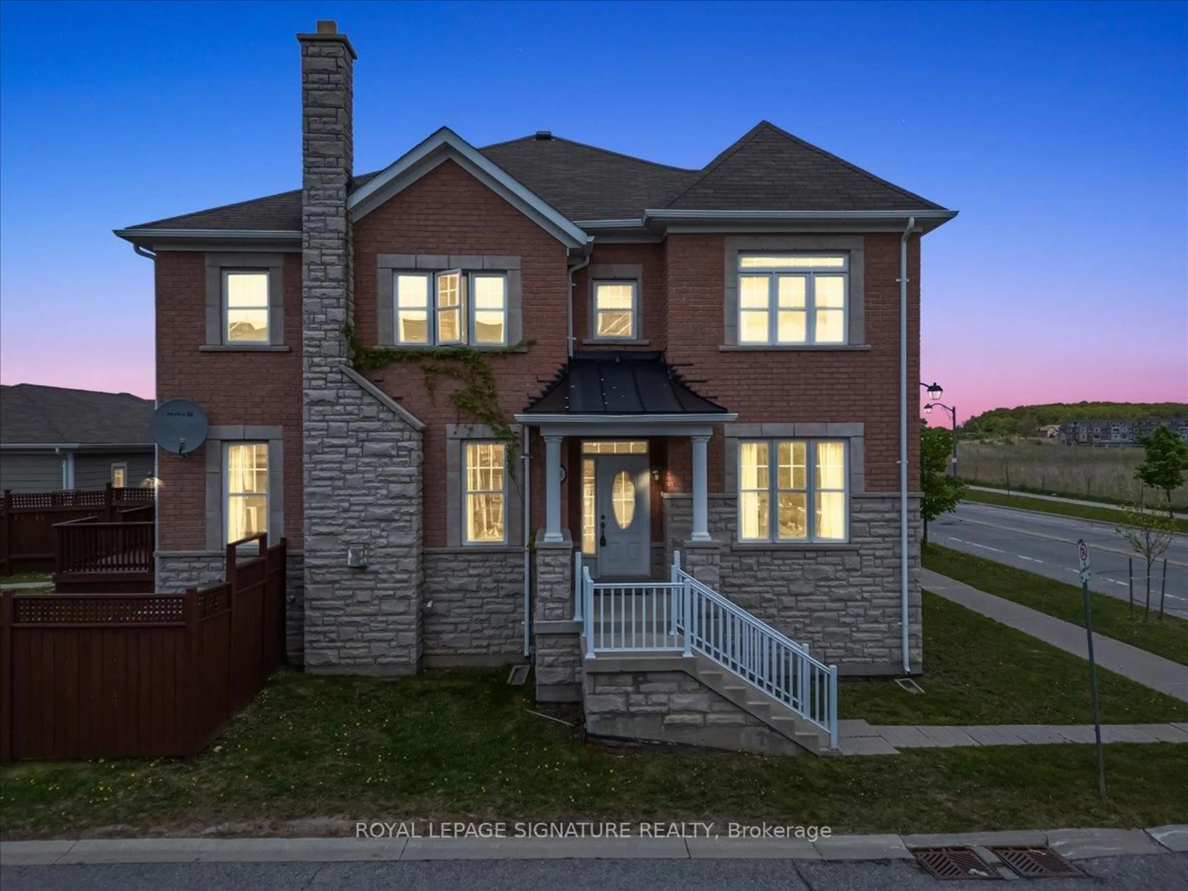 Home with brick exterior material, street for 466 Church St, Markham Ontario L6B 0V8