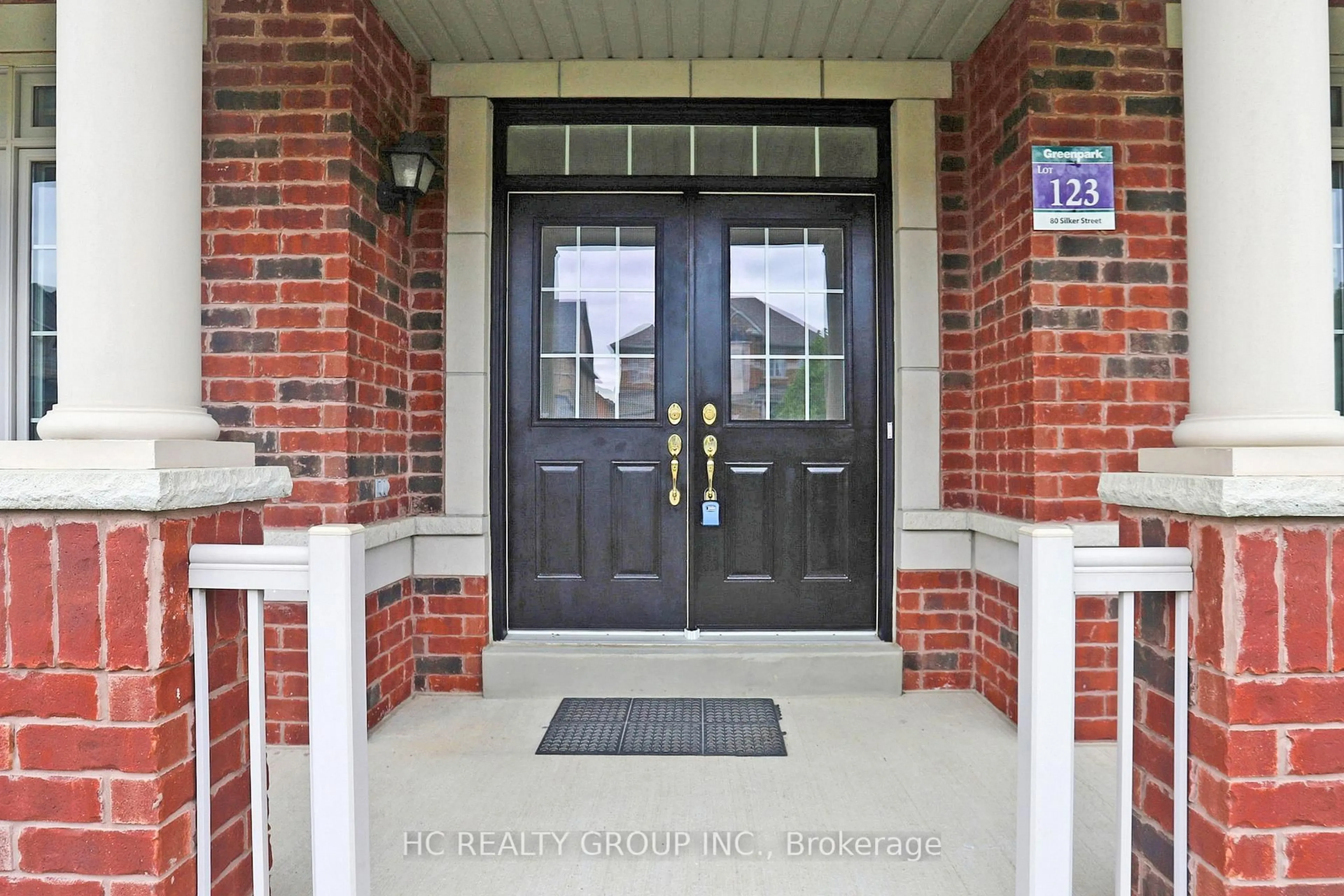 Indoor entryway for 80 Silker St, Vaughan Ontario L6A 0P1