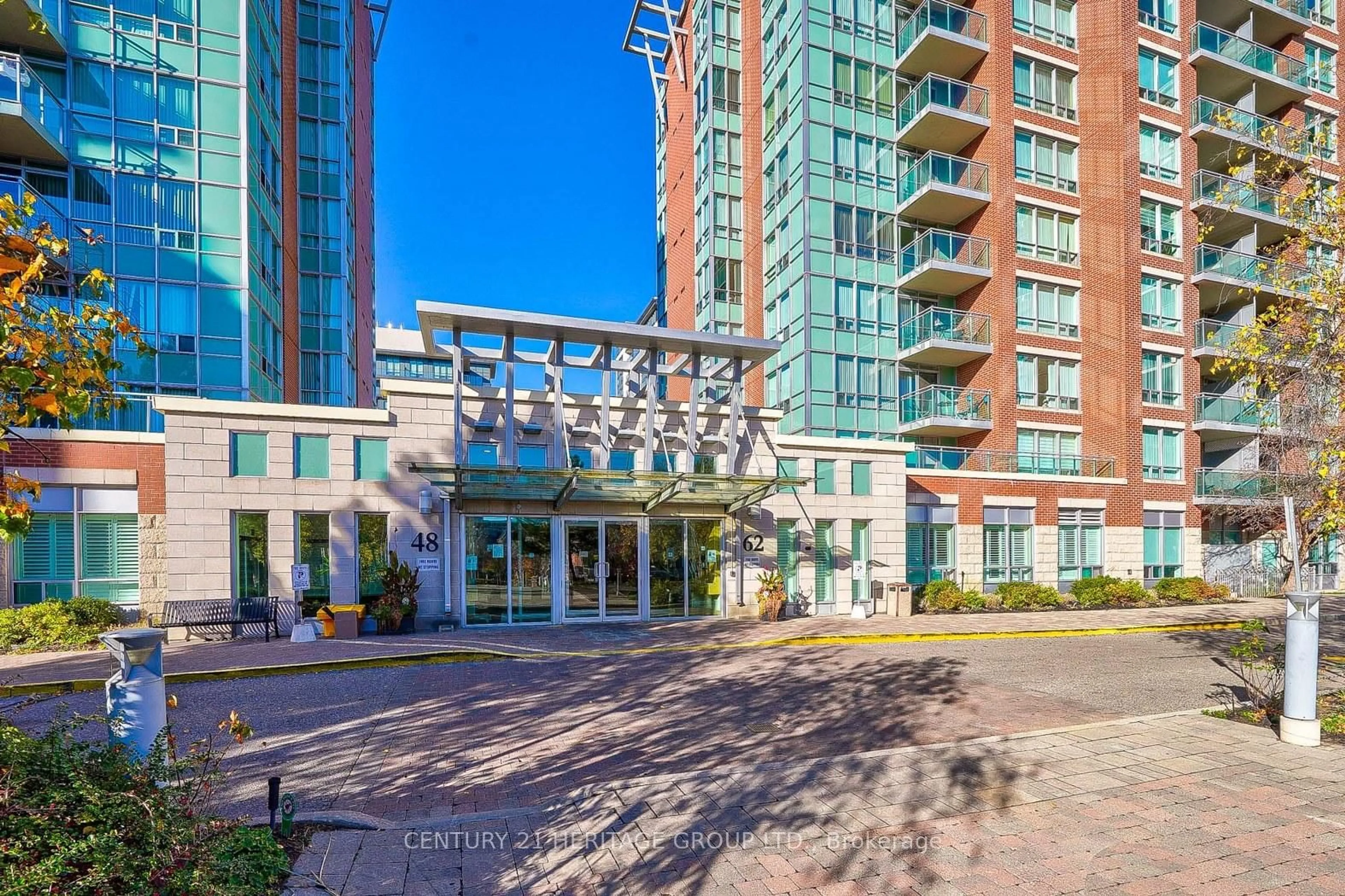 Indoor foyer for 62 Suncrest Blvd #703, Markham Ontario L3T 7Y6