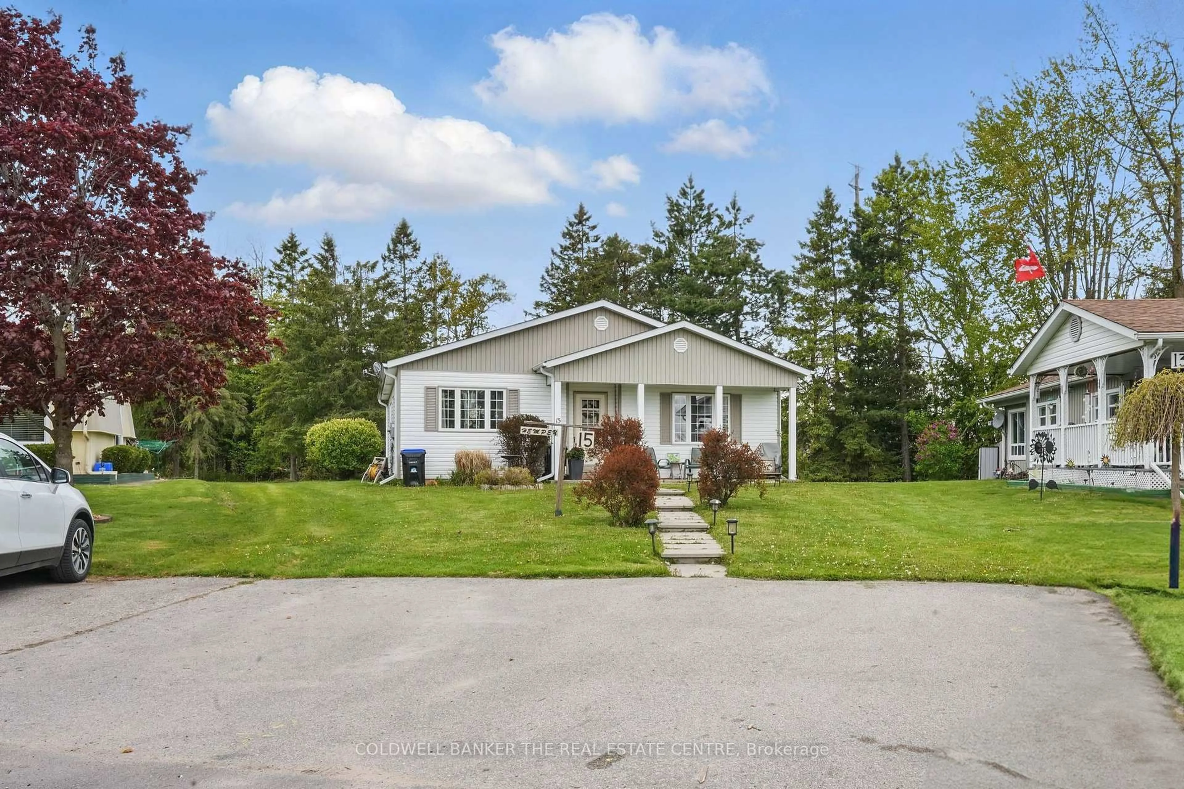 Unknown for 15 Recreation Dr, Innisfil Ontario L9S 1N5