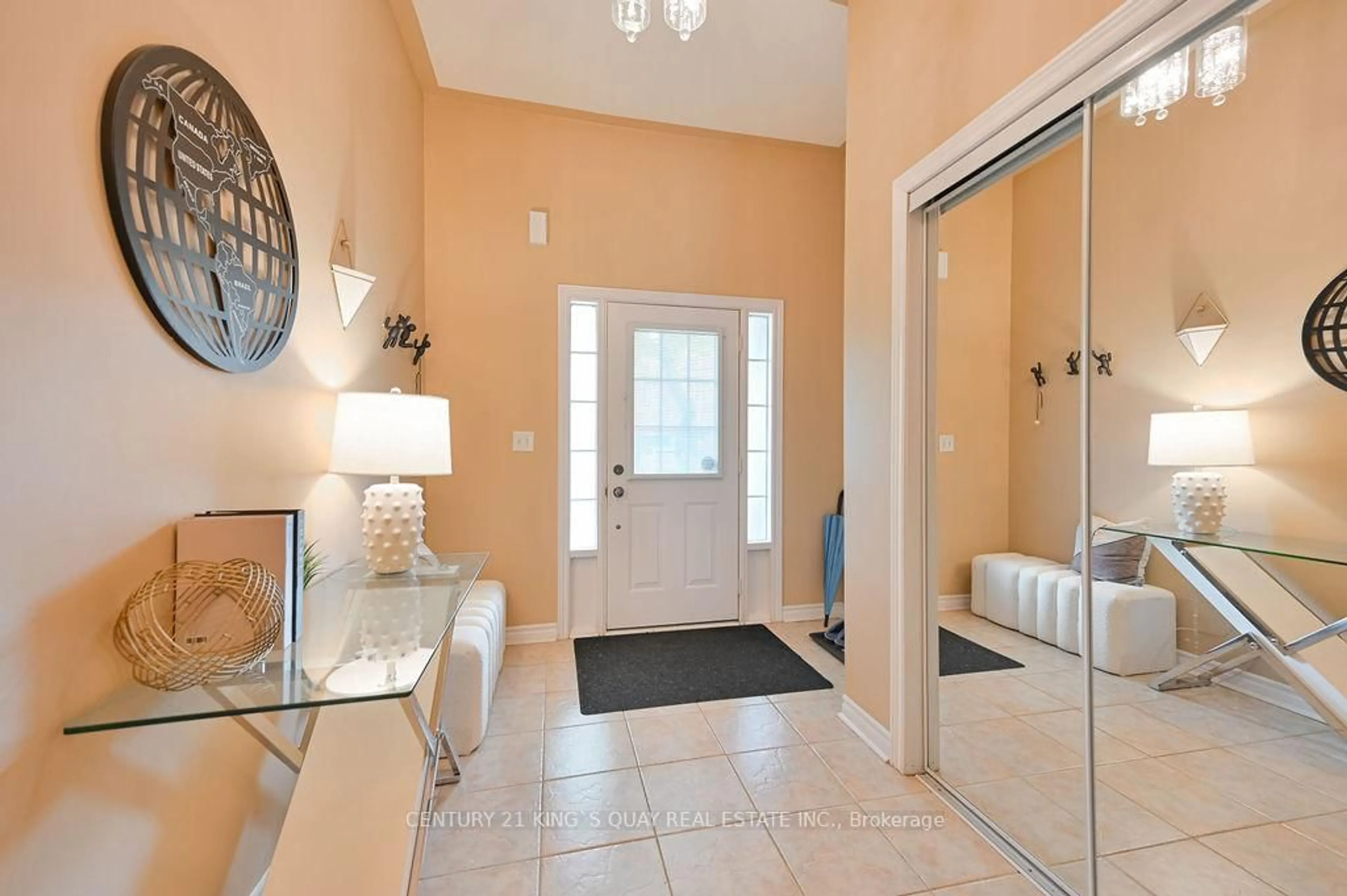 Indoor entryway for 83 Daniel Reaman Cres, Vaughan Ontario L4J 8V1