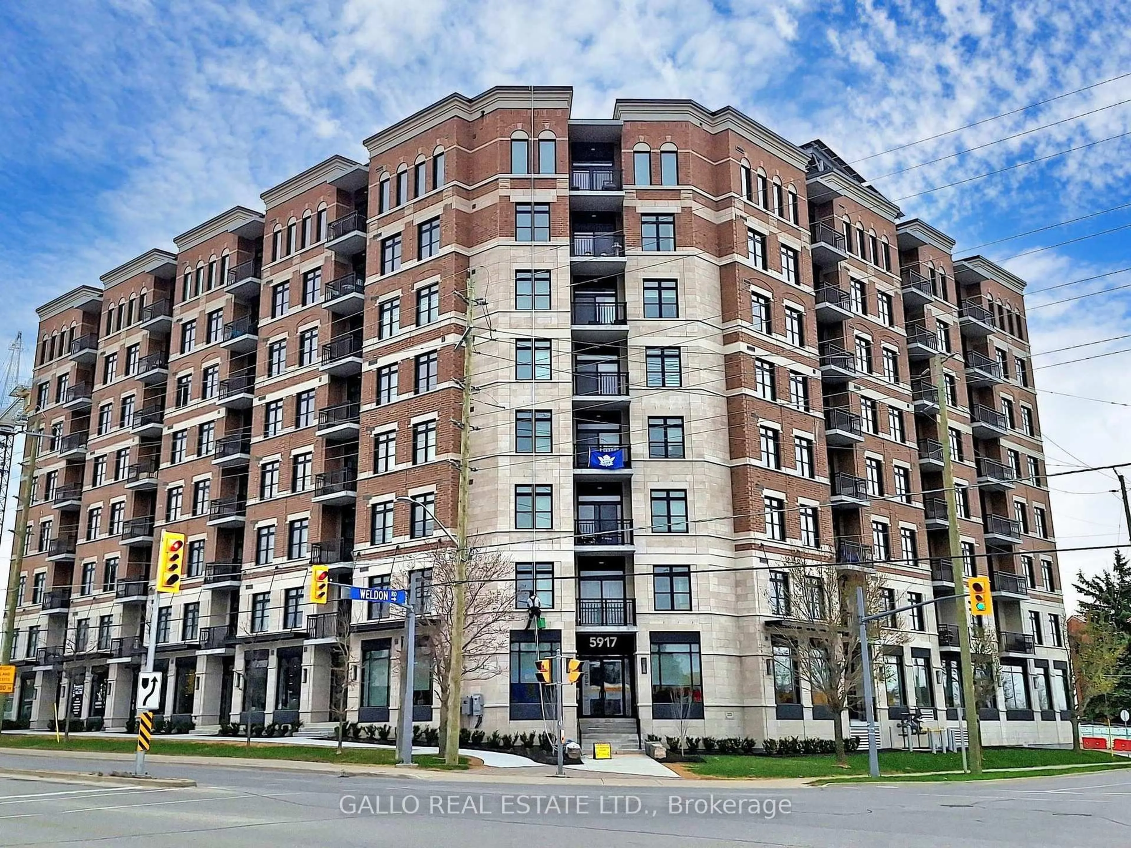 Unknown for 5917 Main St #301, Whitchurch-Stouffville Ontario L4A 5G4
