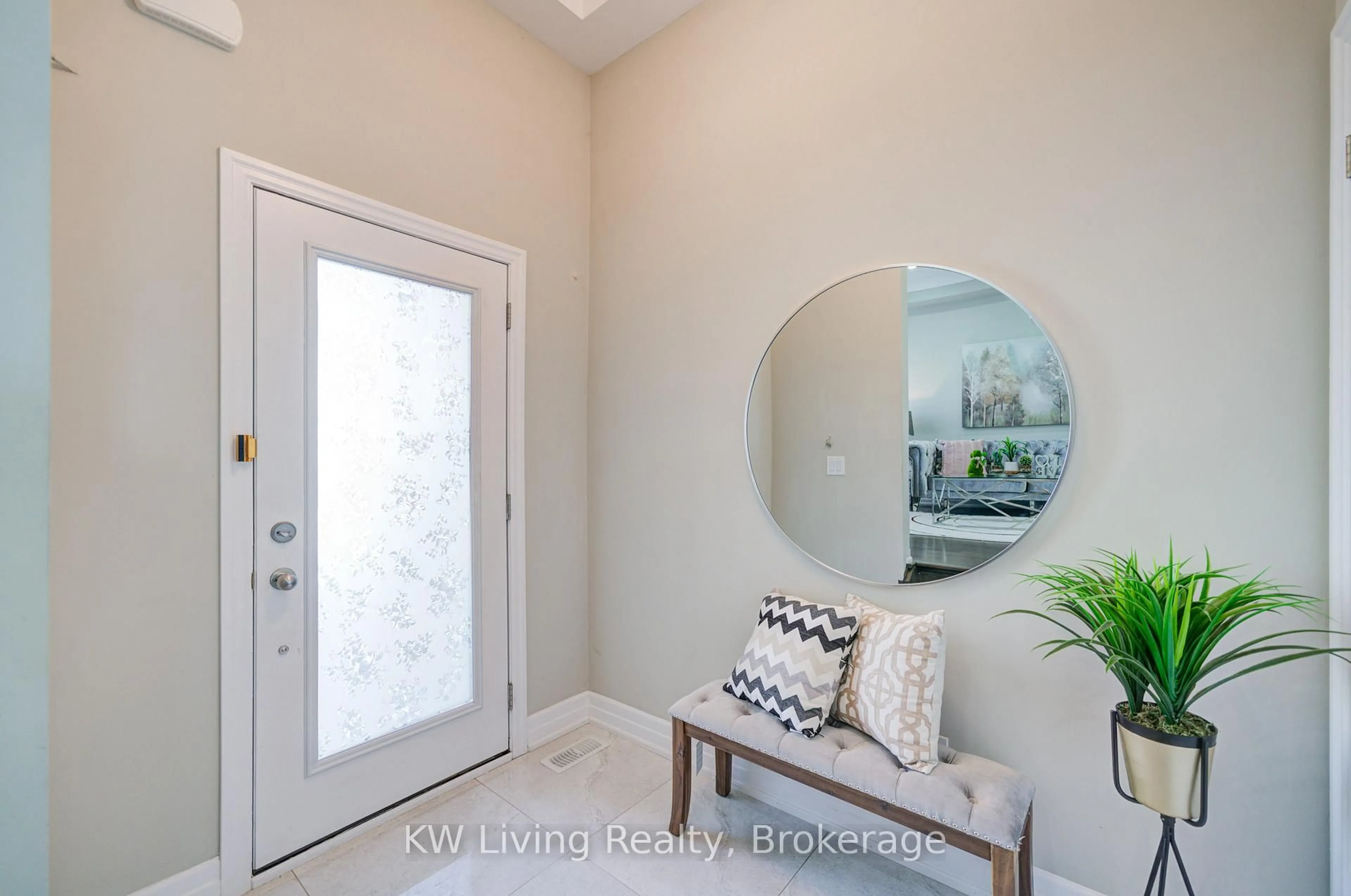 Indoor entryway for 109 Ian Baron Ave, Markham Ontario L3R 5C3