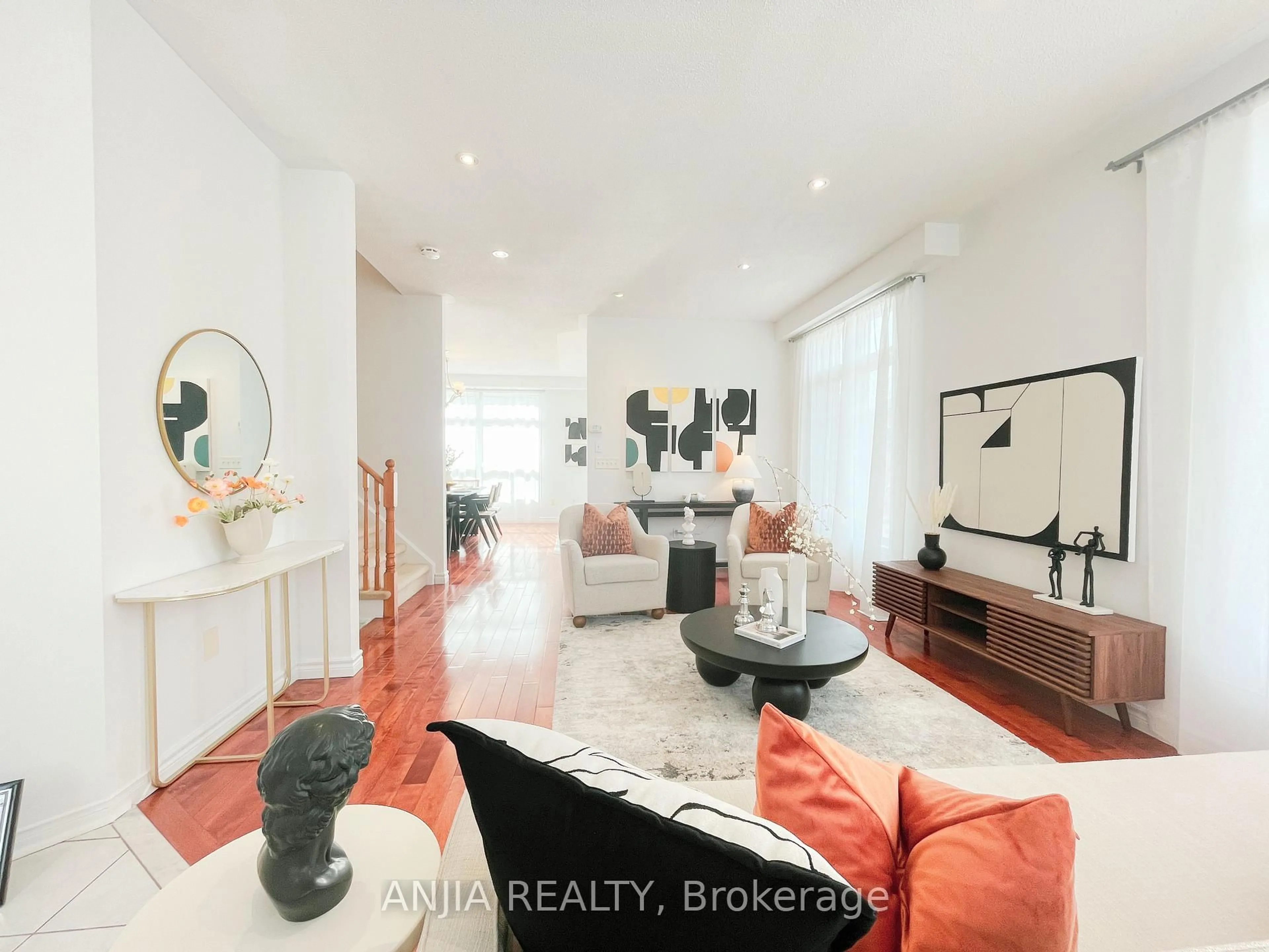 Unknown for 24 Crawford St, Markham Ontario L6C 2L4
