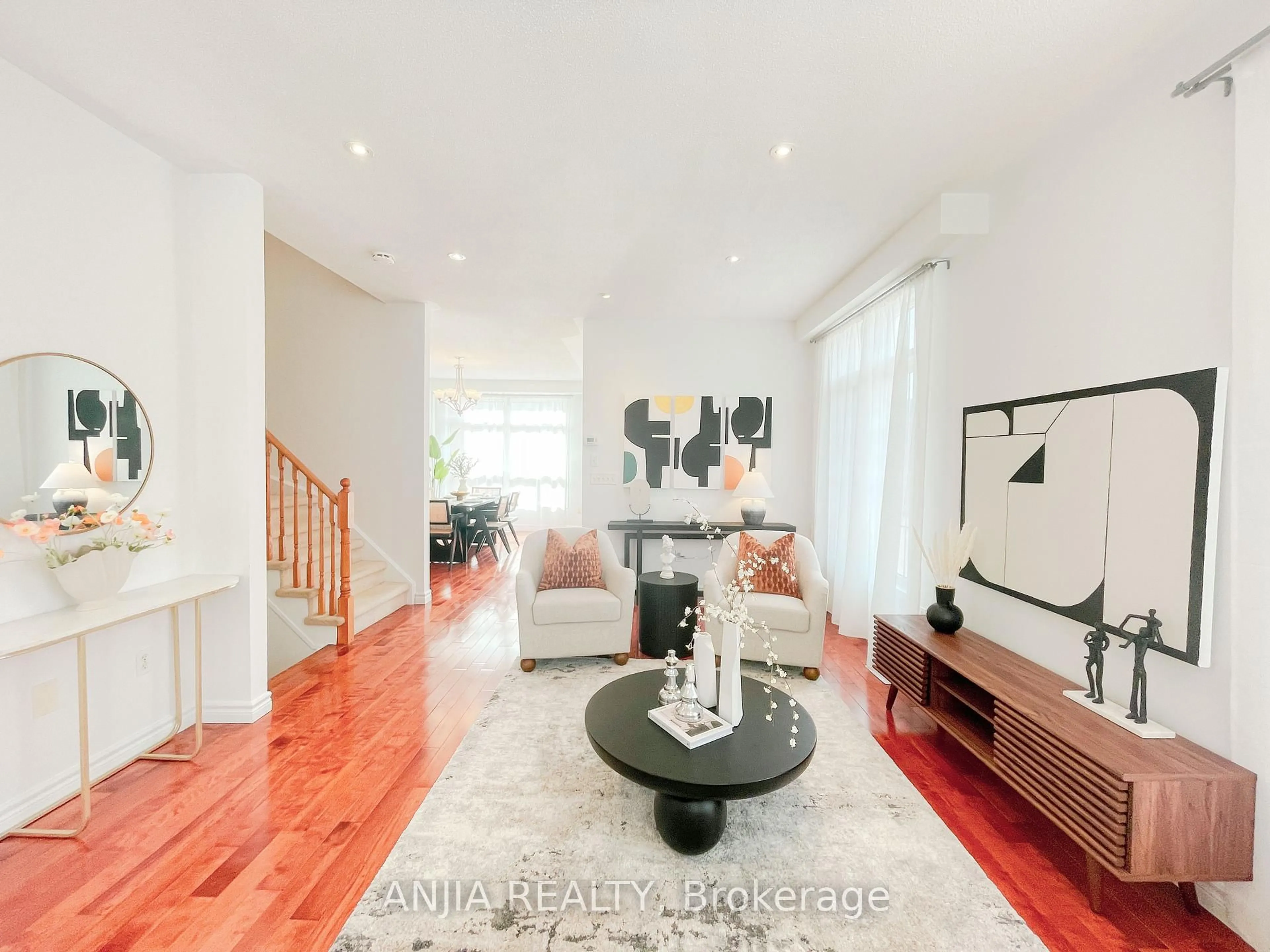 Unknown for 24 Crawford St, Markham Ontario L6C 2L4