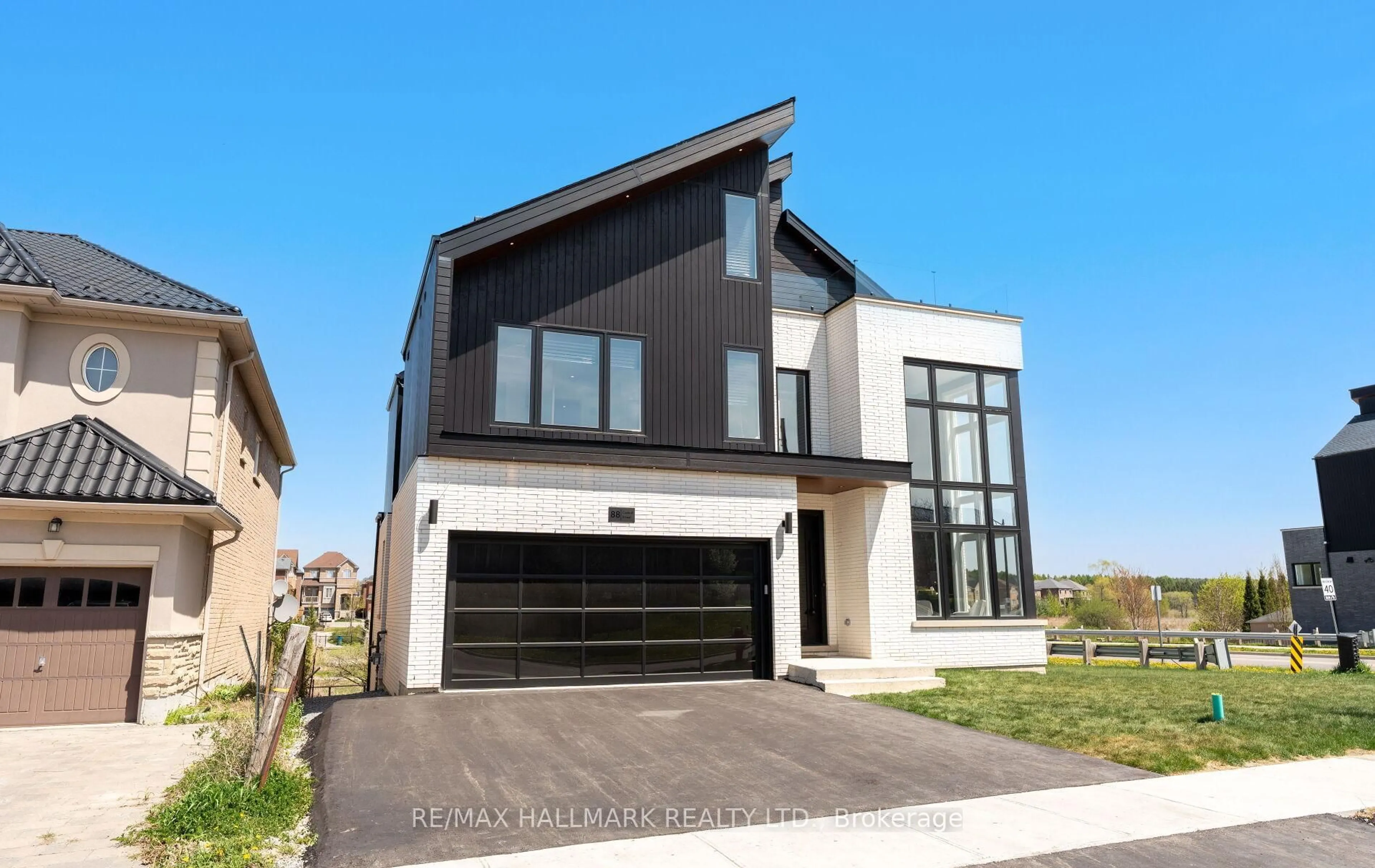 Home with brick exterior material, street for 88 Cosford St, Aurora Ontario L4G 0G6