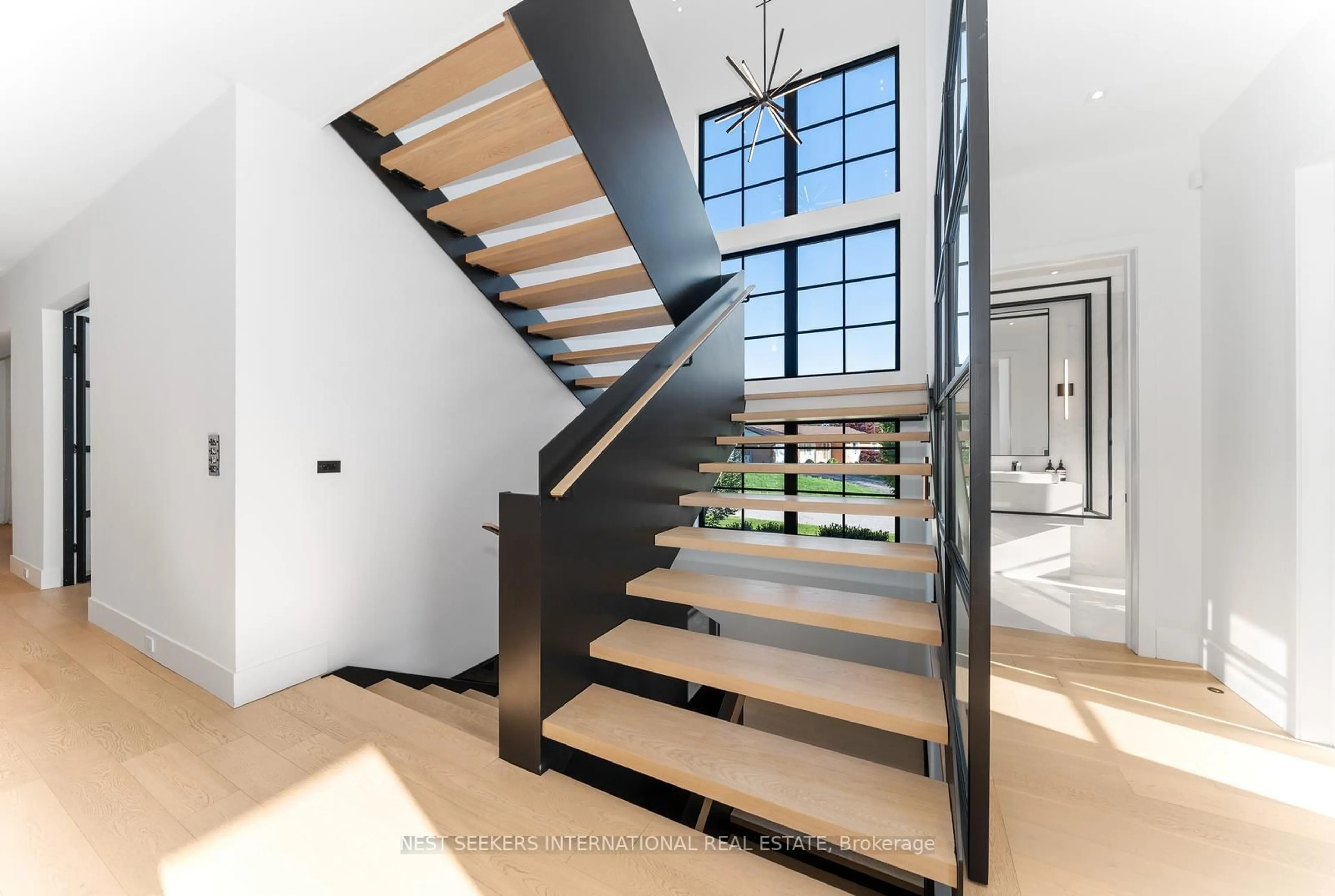 Stairs for 6 Forestave Cres, King Ontario L0G 1N0