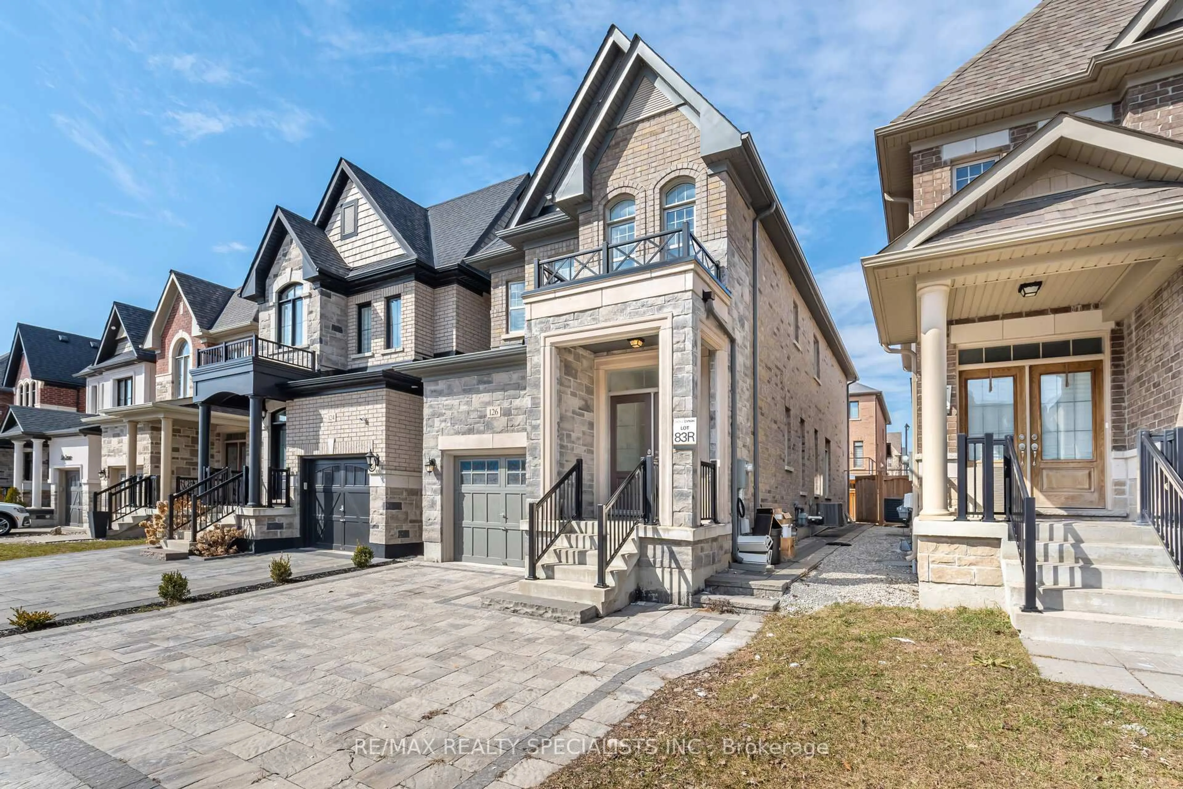 Home with brick exterior material, street for 126 Algoma Dr, Vaughan Ontario L4H 3Y3