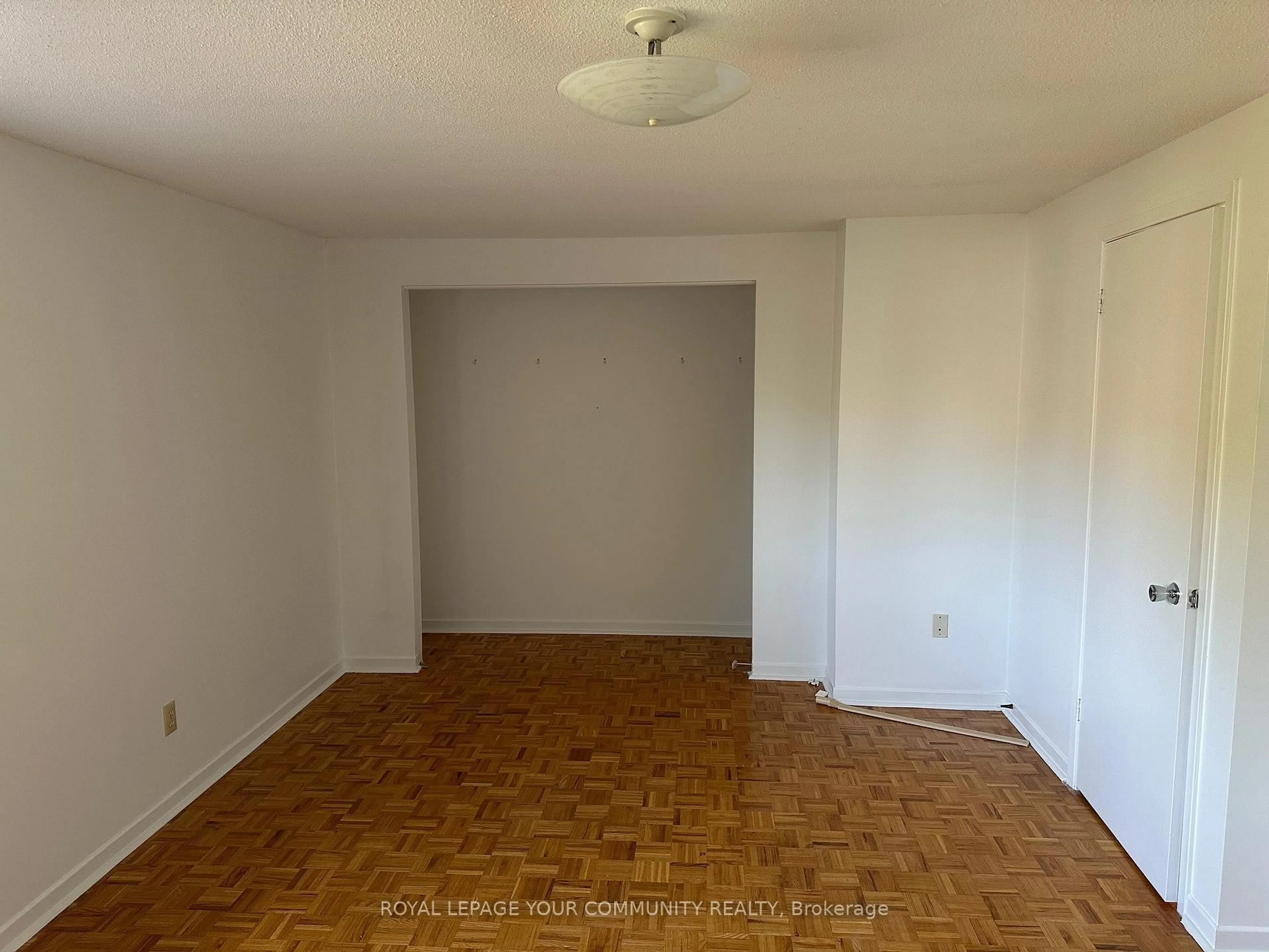 A pic of a room for 40 Castle Rock Dr #9, Richmond Hill Ontario L4C 5H5